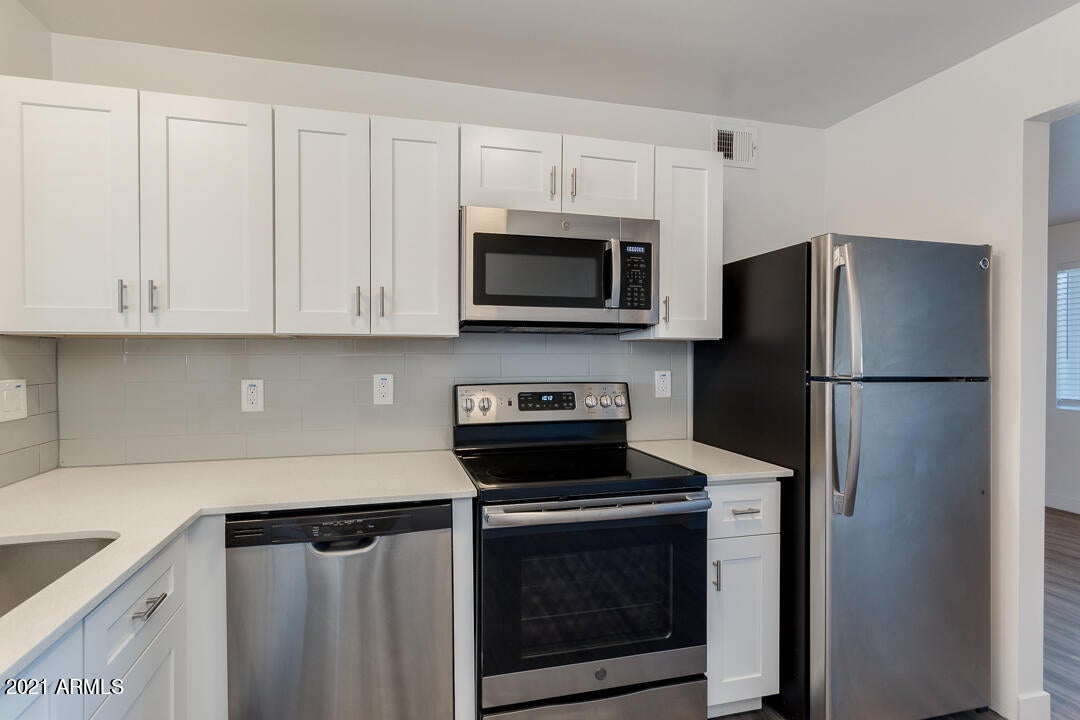 MCDOWELL MANORS ANNEX - Residential Income
