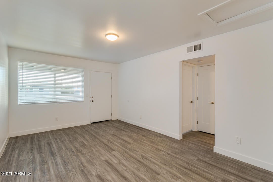 MCDOWELL MANORS ANNEX - Residential Income