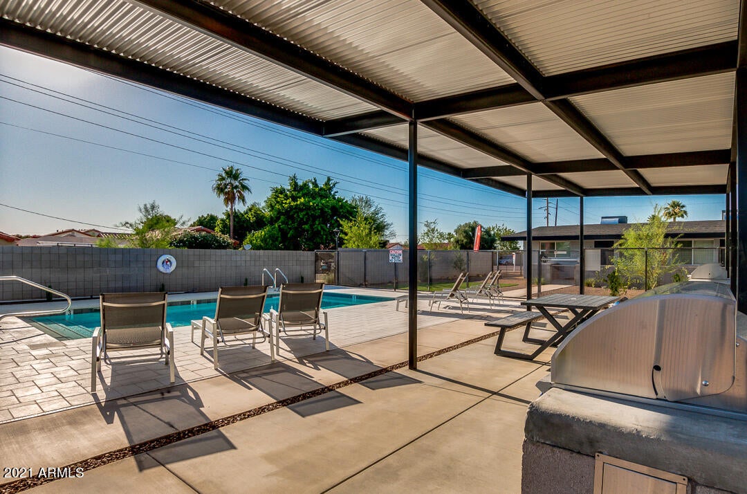 MCDOWELL MANORS ANNEX - Residential Income