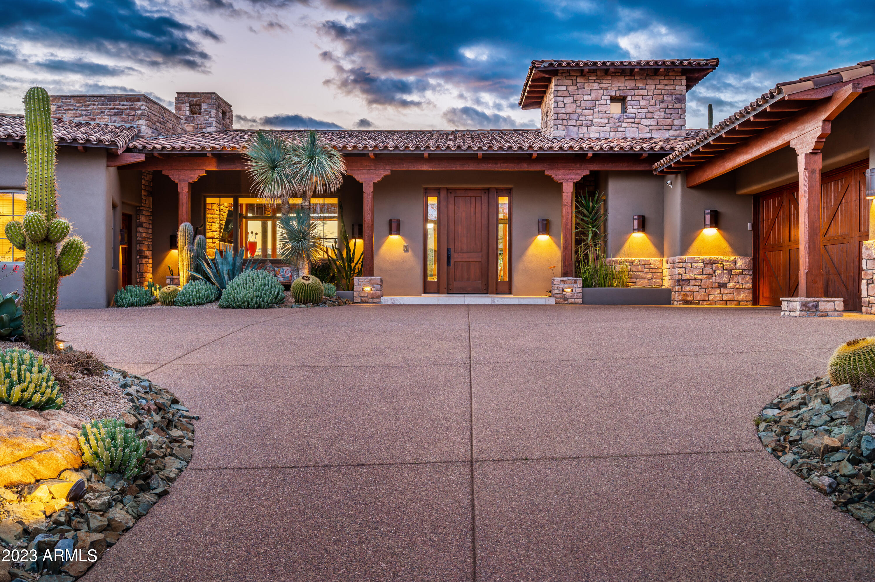 DESERT MOUNTAIN - Residential