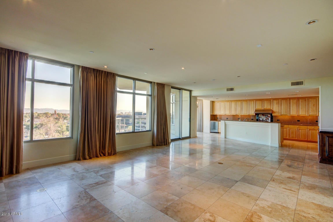 ESPLANADE PLACE CONDOMINIUM AMD - Residential