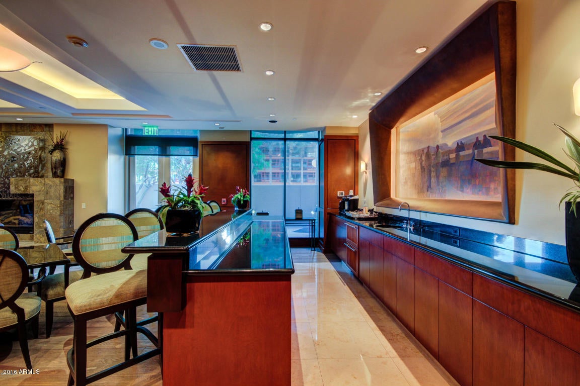 ESPLANADE PLACE CONDOMINIUM AMD - Residential