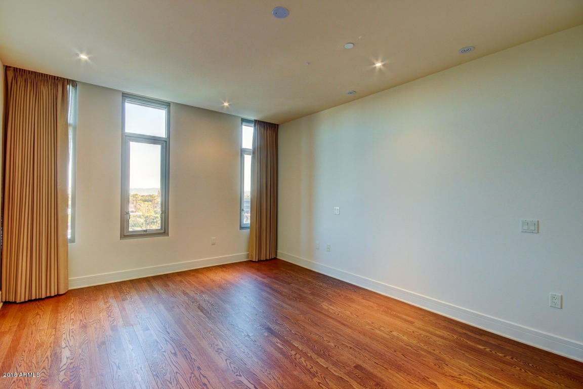 ESPLANADE PLACE CONDOMINIUM AMD - Residential