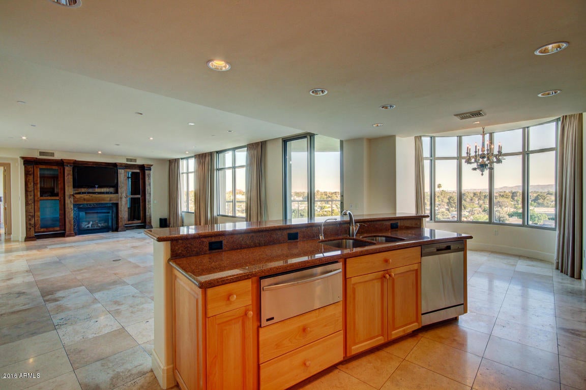 ESPLANADE PLACE CONDOMINIUM AMD - Residential