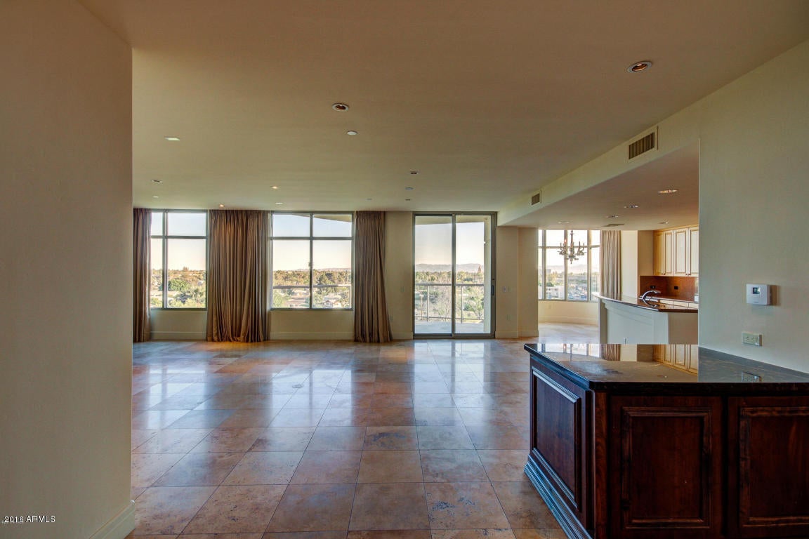 ESPLANADE PLACE CONDOMINIUM AMD - Residential