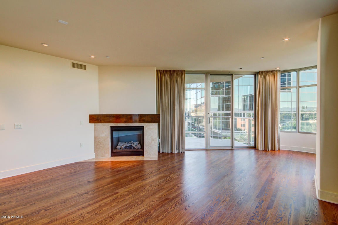 ESPLANADE PLACE CONDOMINIUM AMD - Residential
