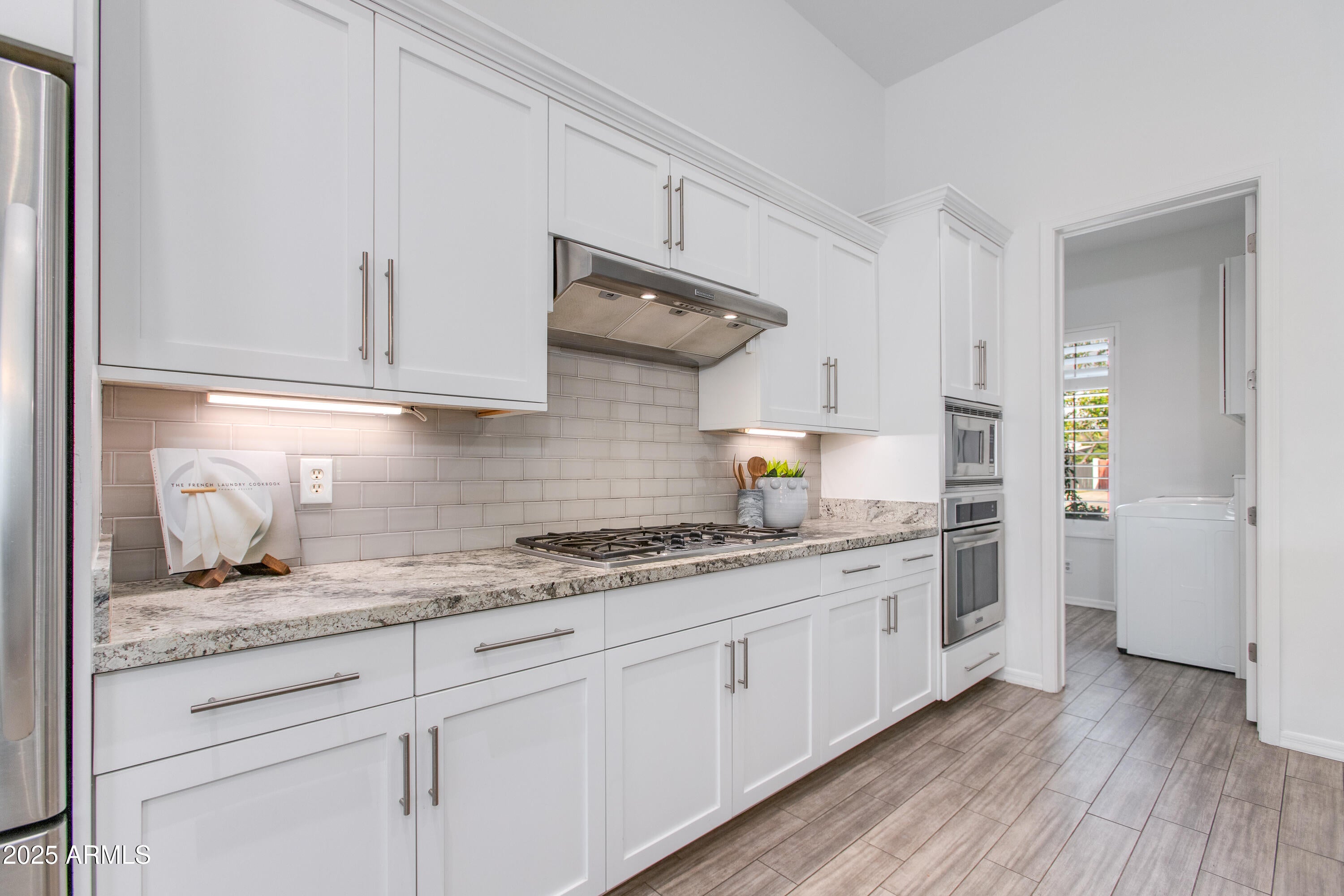 RANCHO VENTURA TR 20 - Residential