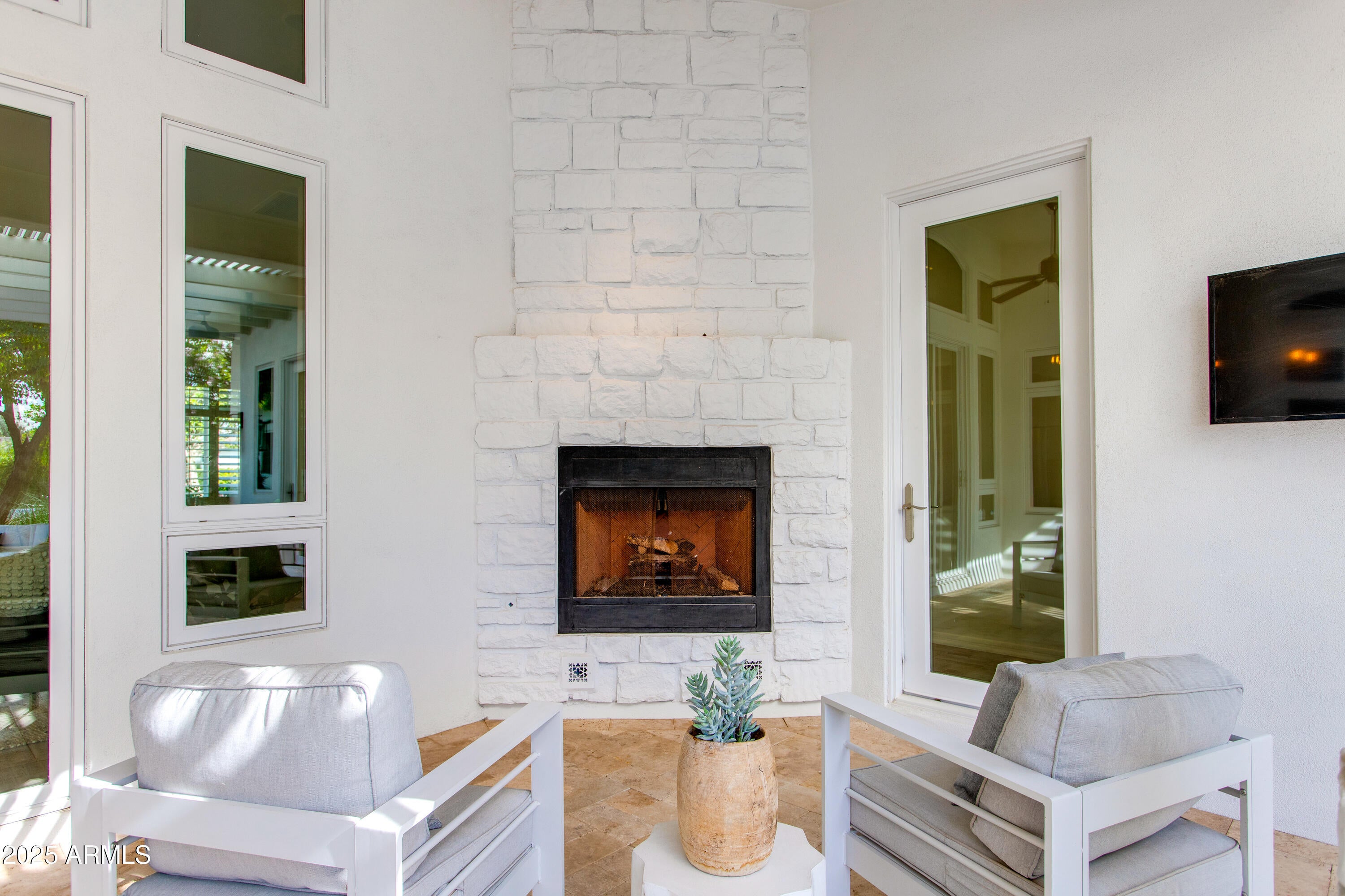 RANCHO VENTURA TR 20 - Residential