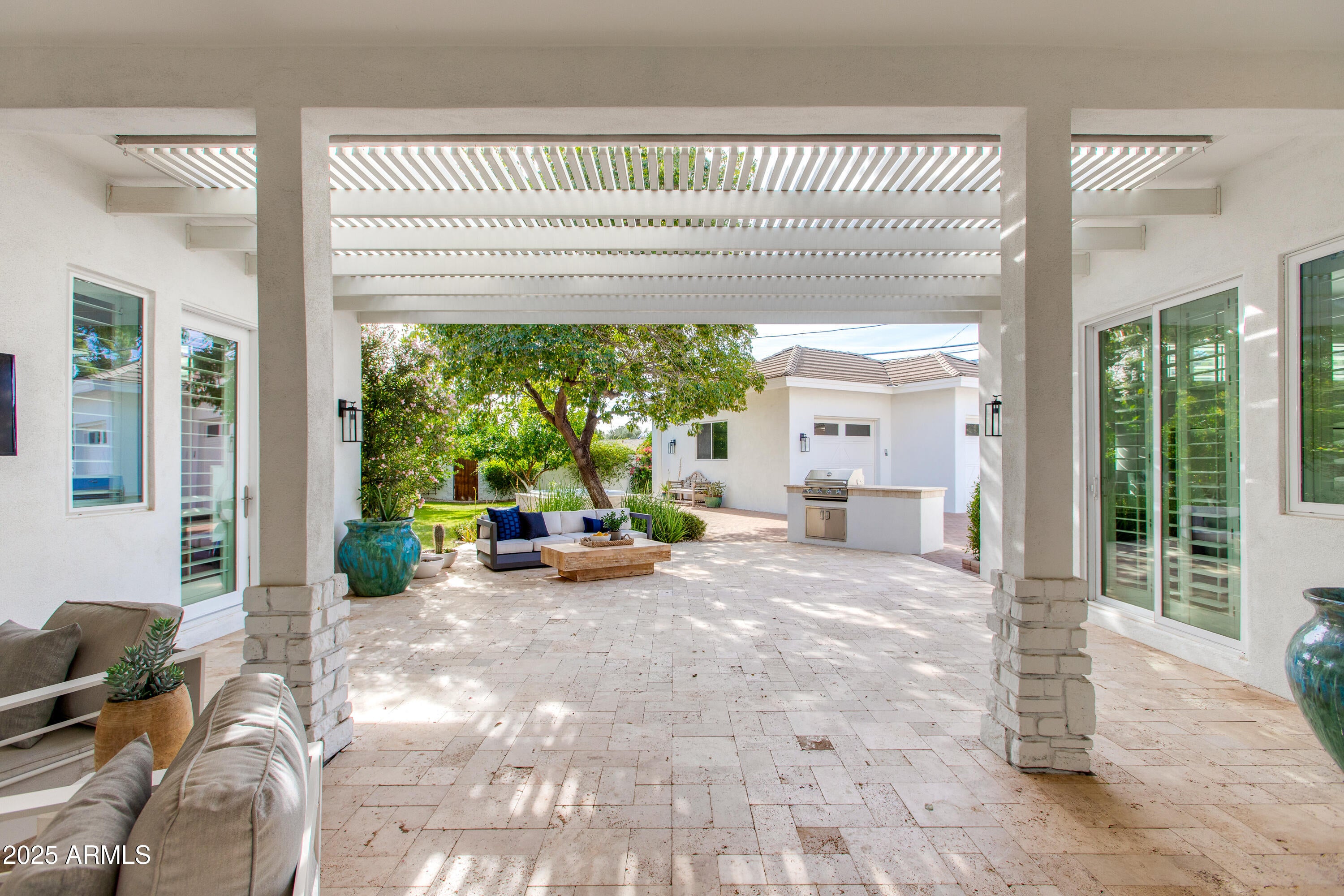 RANCHO VENTURA TR 20 - Residential