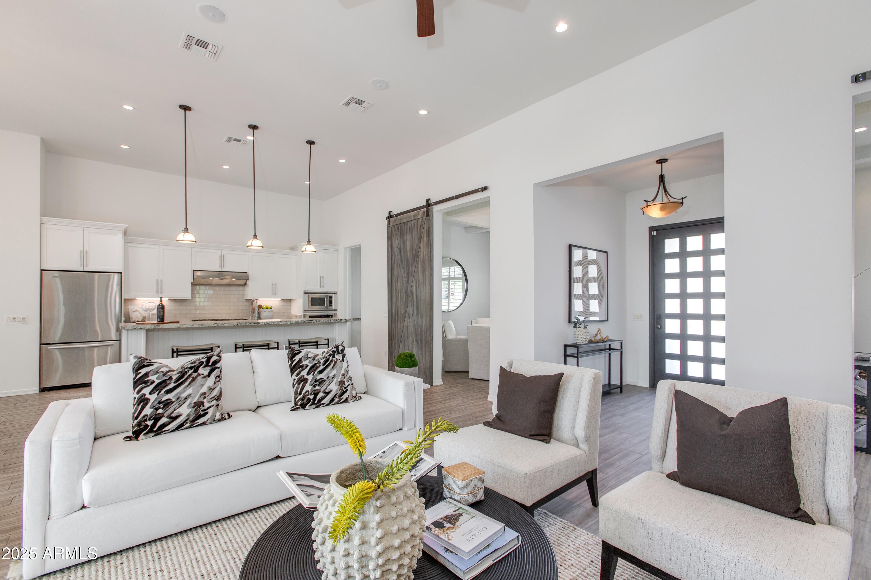 RANCHO VENTURA TR 20 - Residential