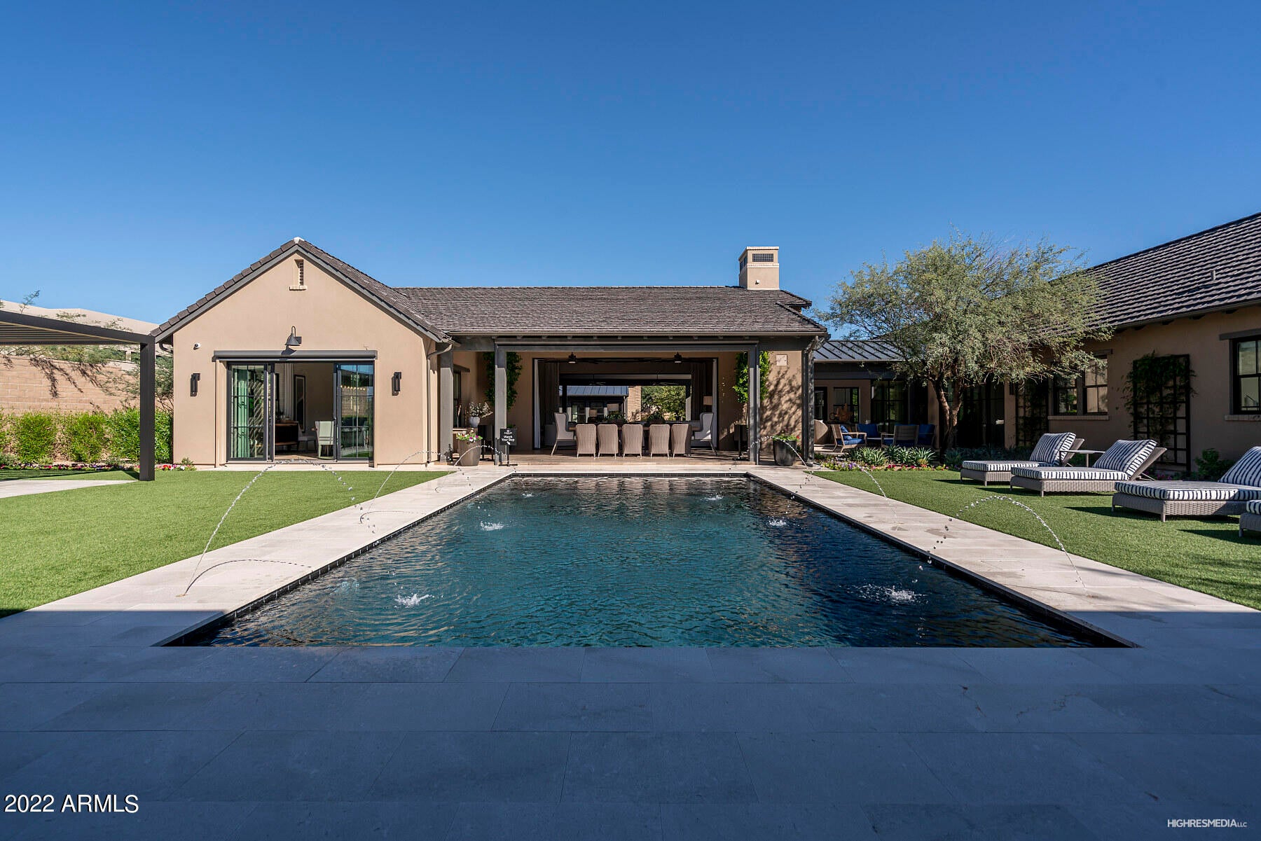 BRONCO ESTATES - Residential