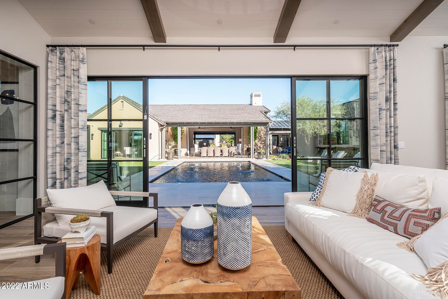 BRONCO ESTATES - Residential