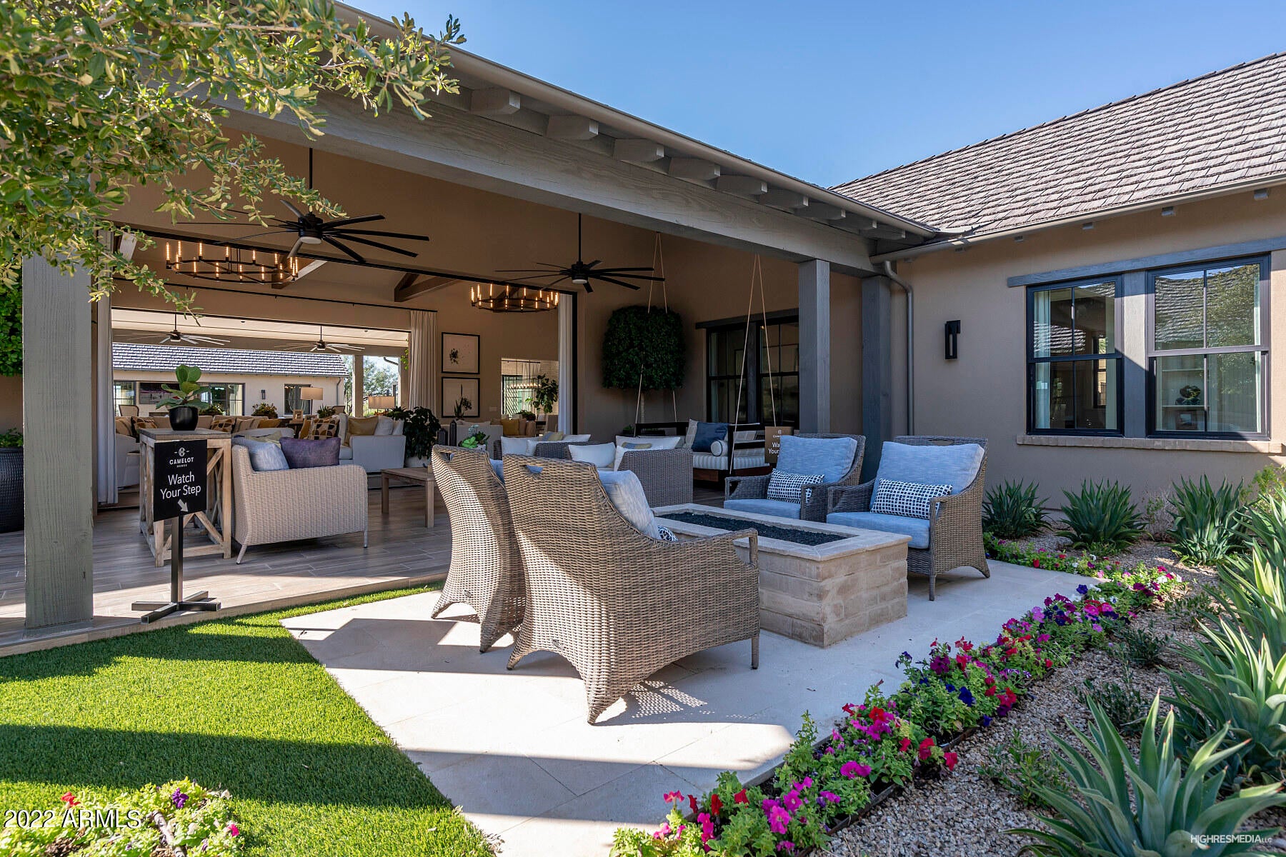 BRONCO ESTATES - Residential