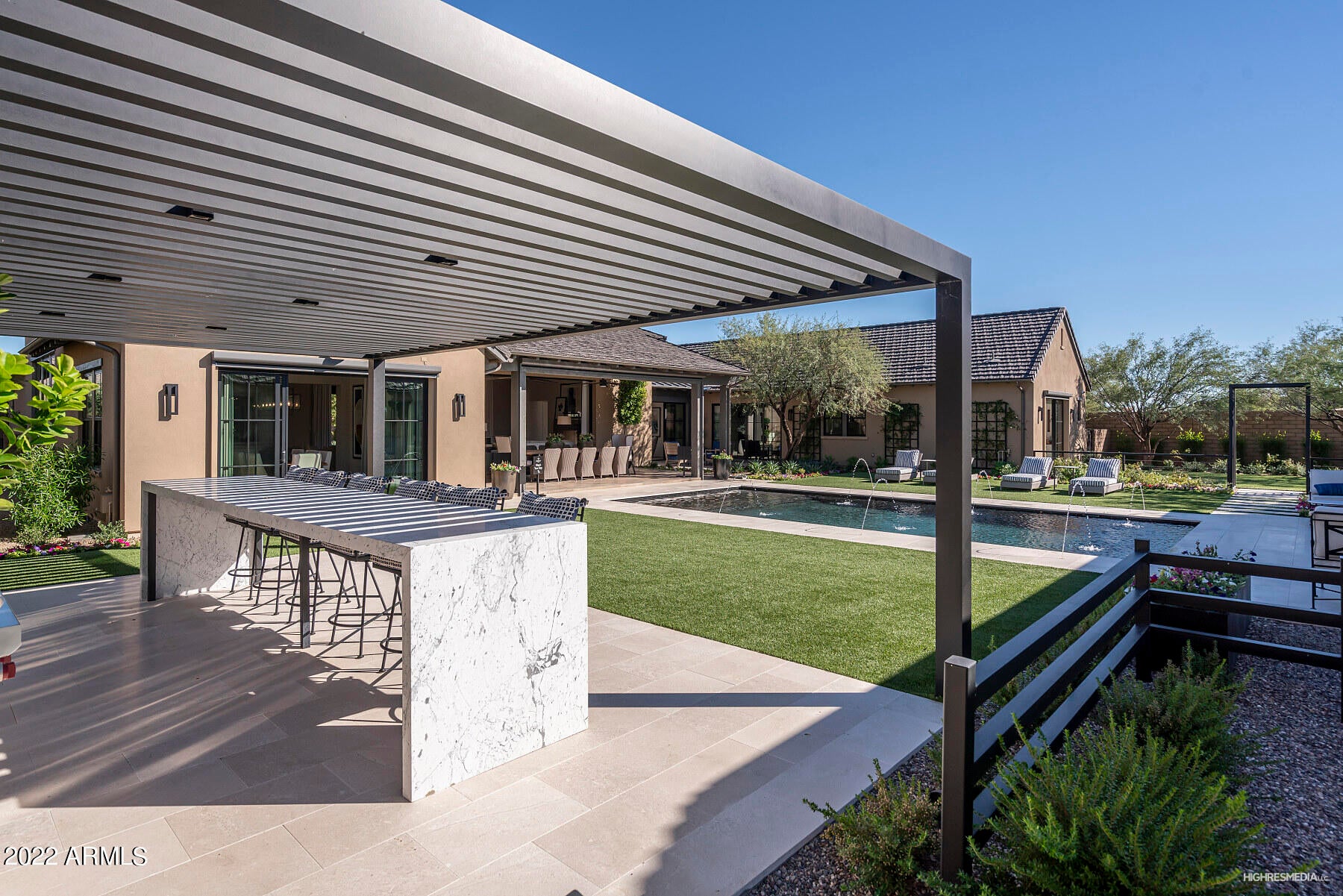 BRONCO ESTATES - Residential