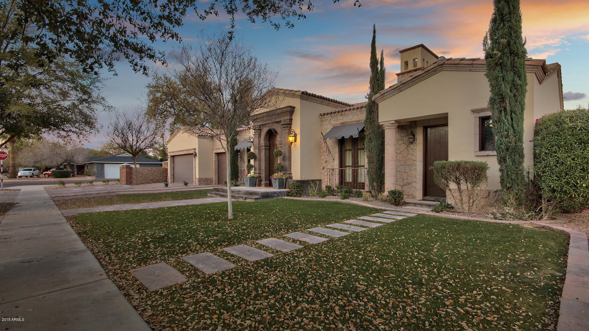 SUSIE'S CIRCLE - Residential