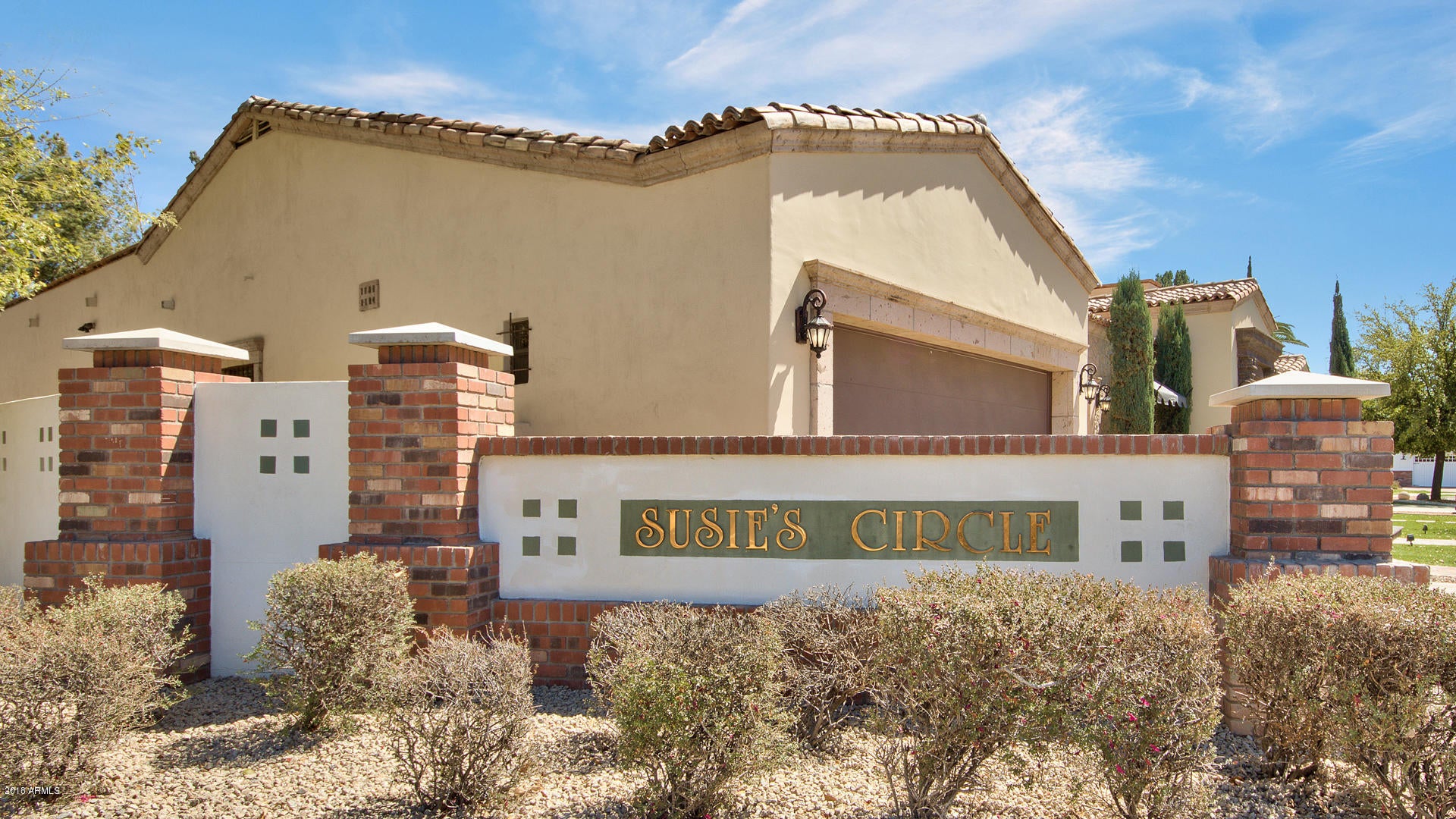SUSIE'S CIRCLE - Residential
