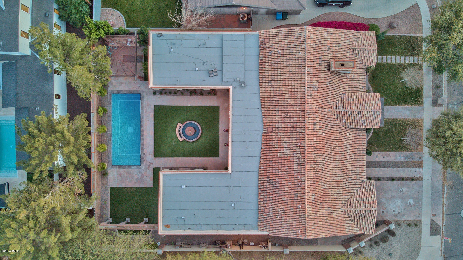 SUSIE'S CIRCLE - Residential