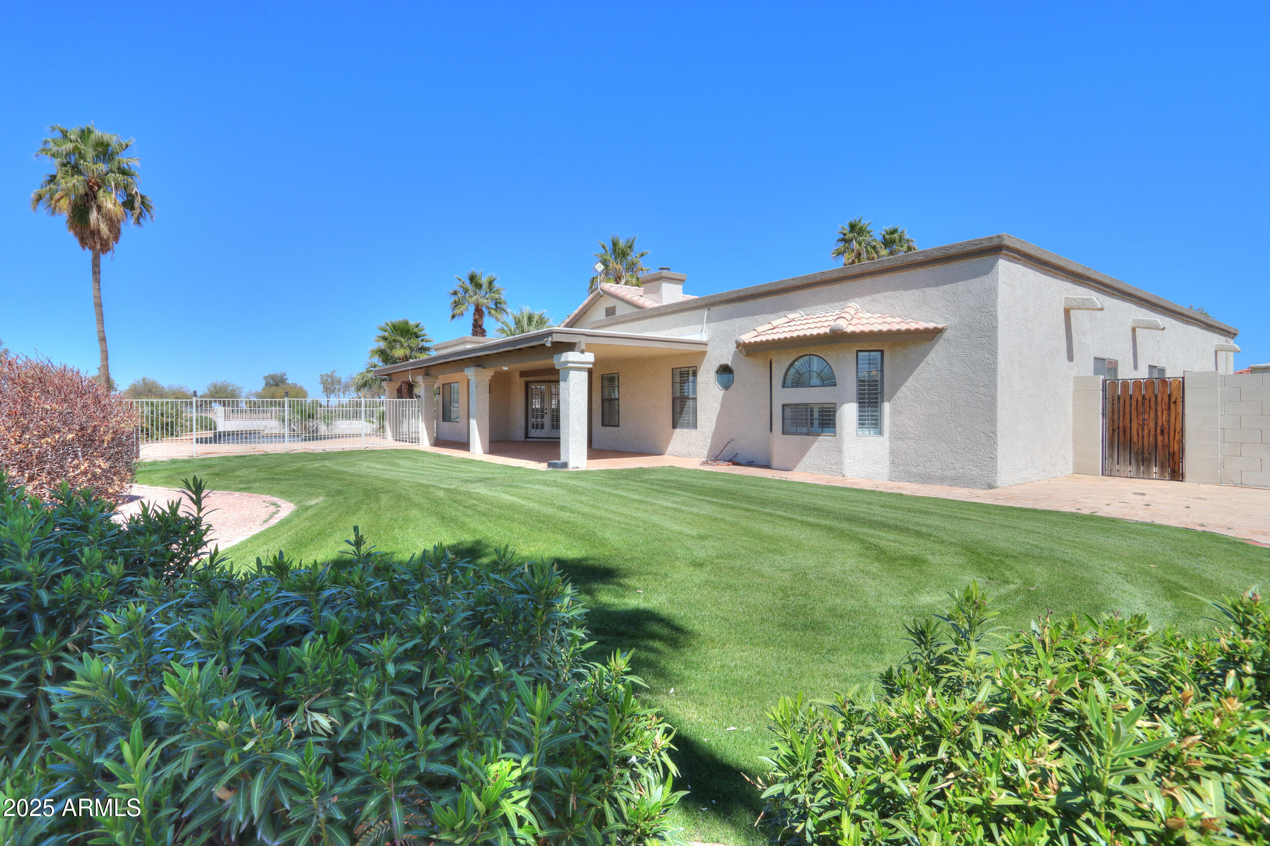 CASA GRANDE LAKES - Residential