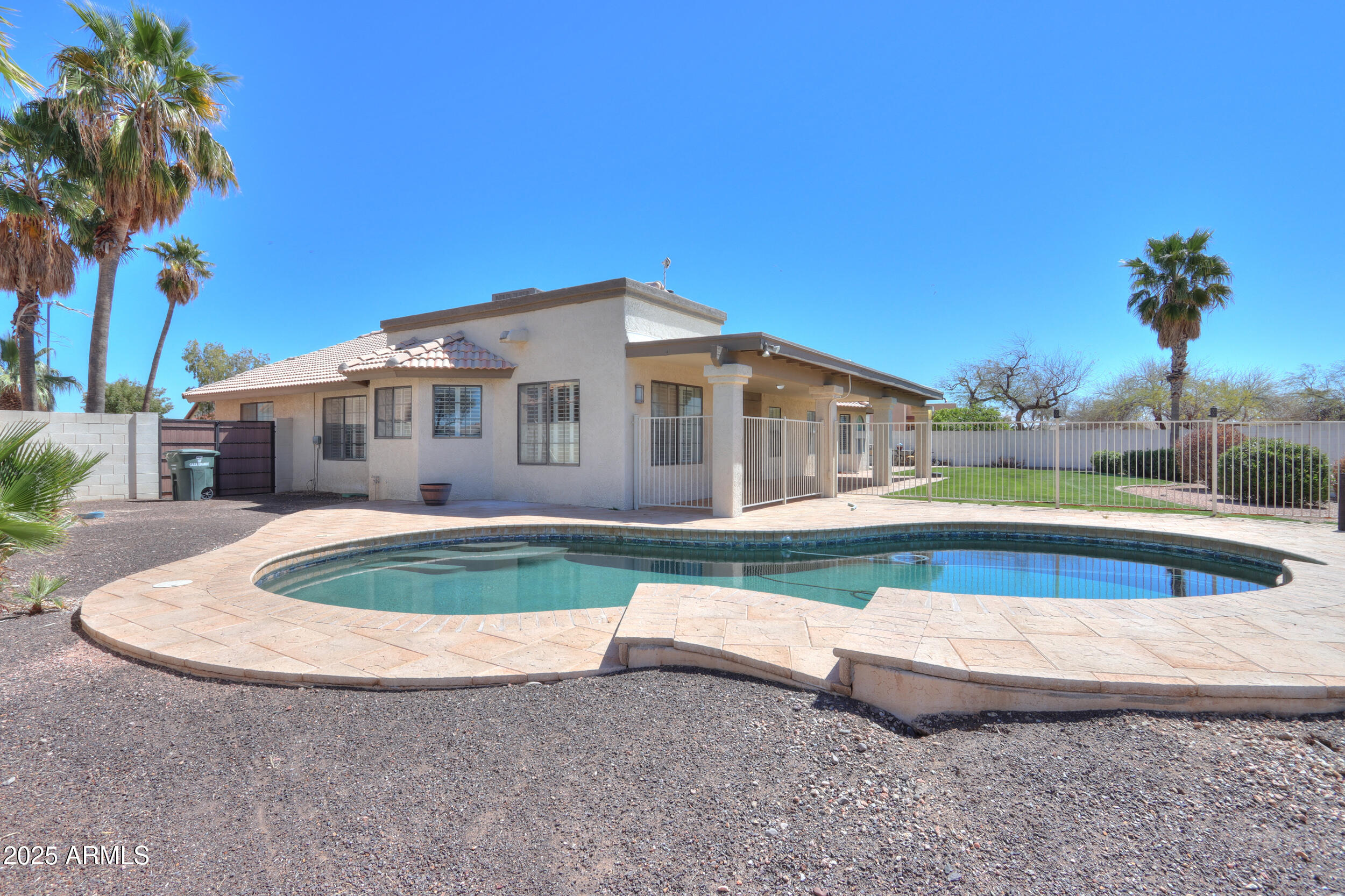 CASA GRANDE LAKES - Residential