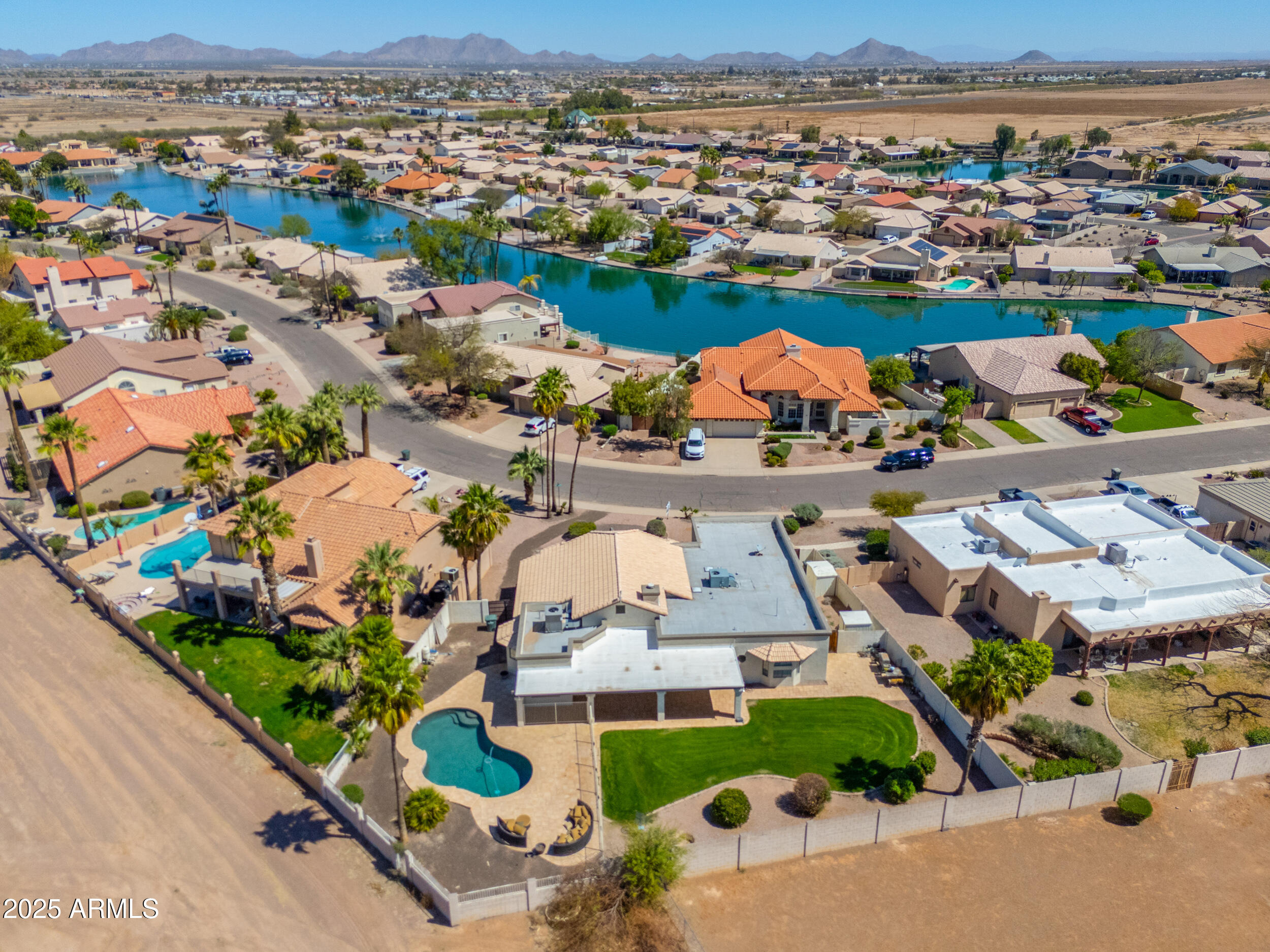 CASA GRANDE LAKES - Residential