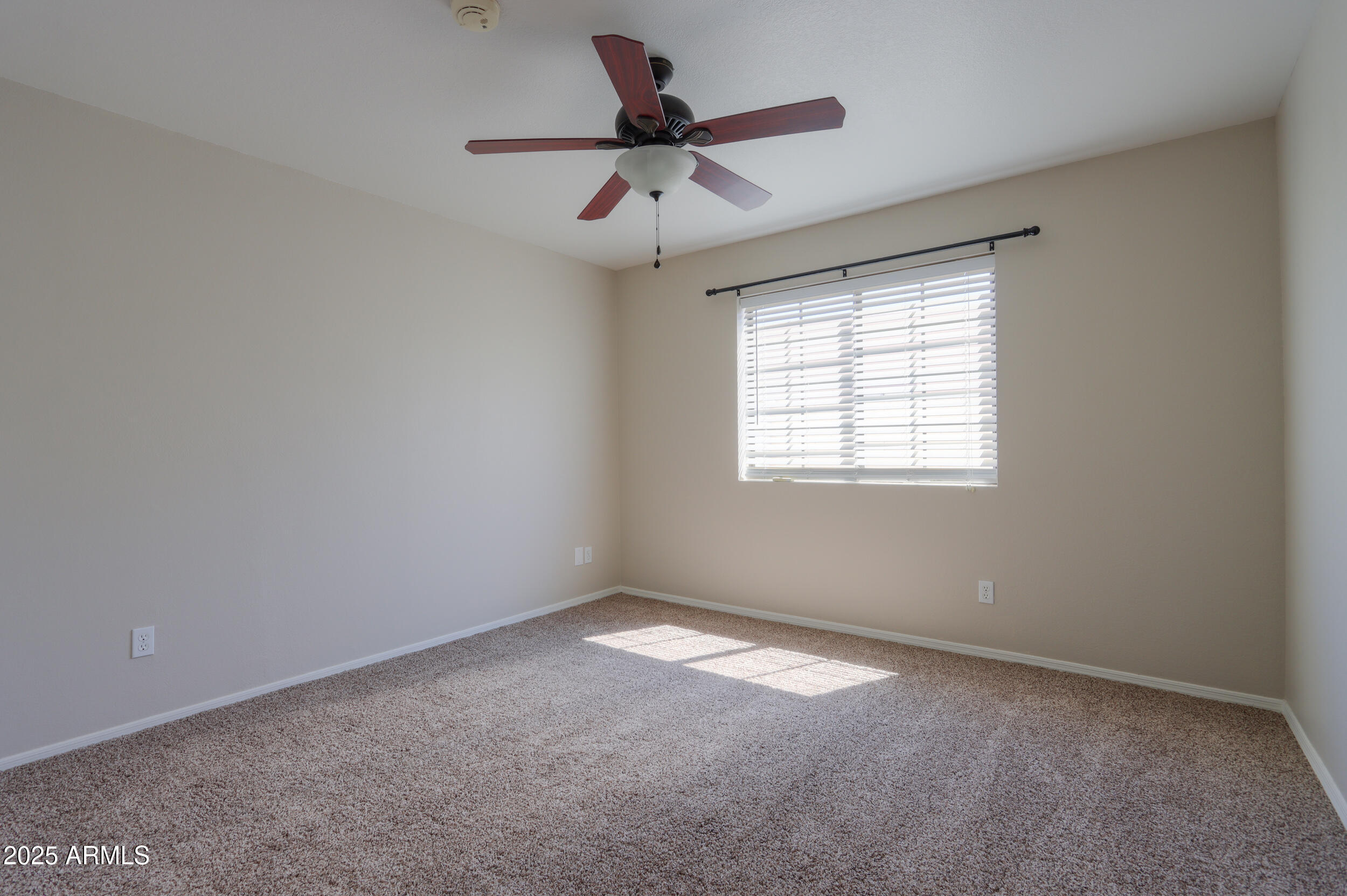 CASA GRANDE LAKES - Residential