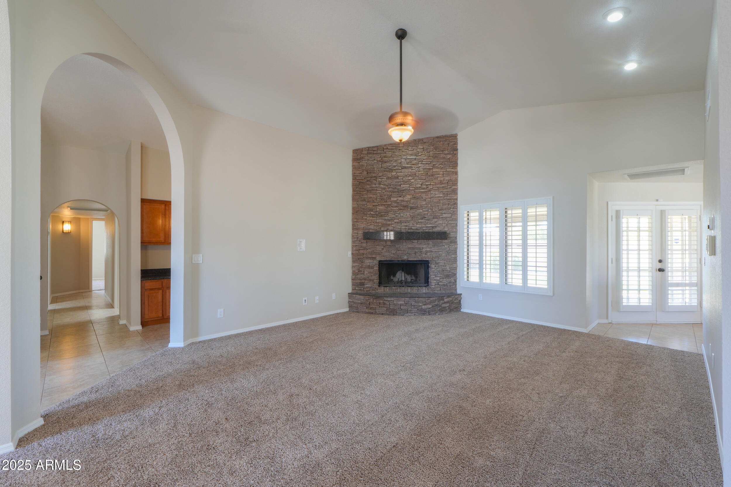 CASA GRANDE LAKES - Residential