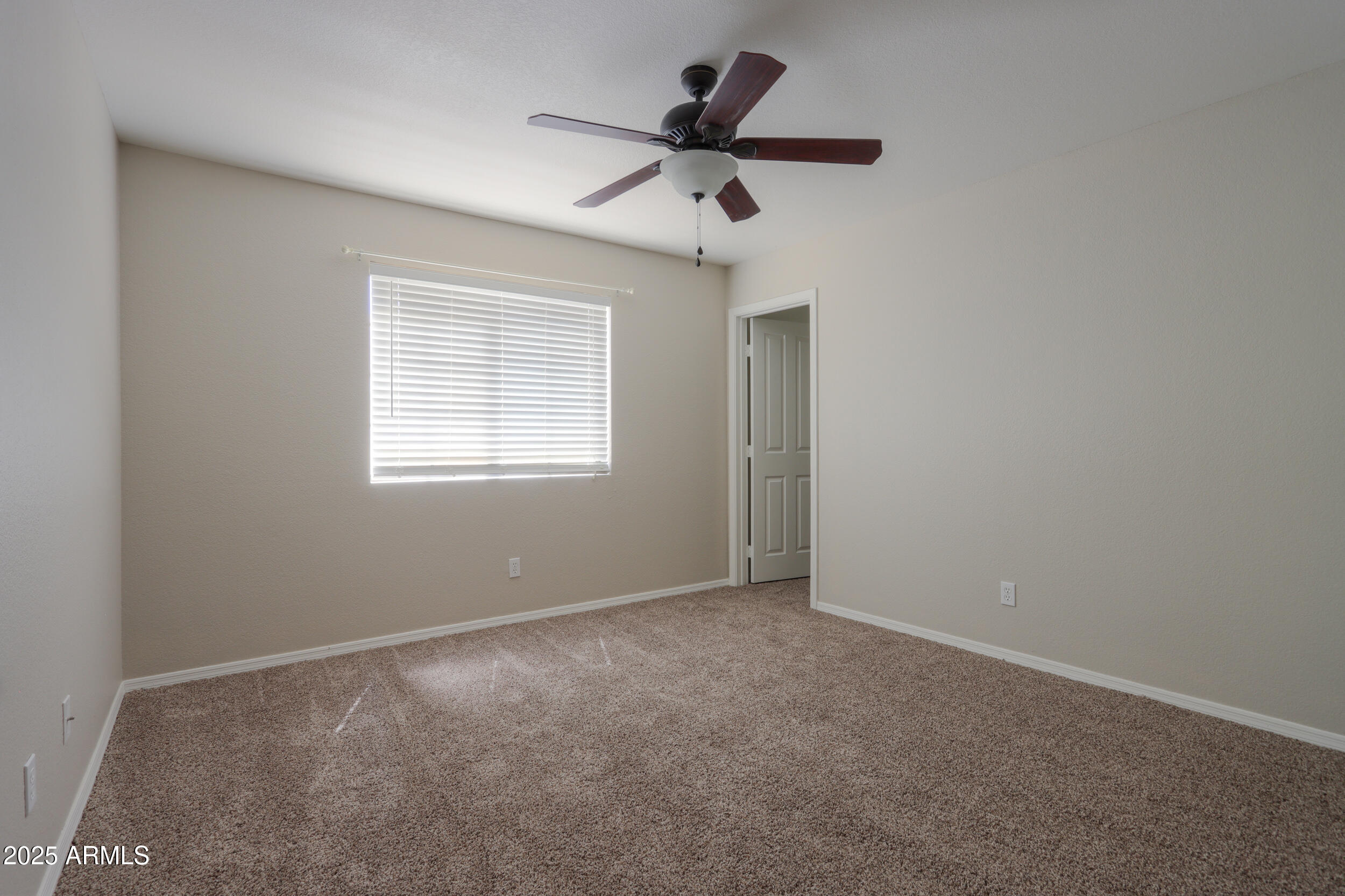 CASA GRANDE LAKES - Residential