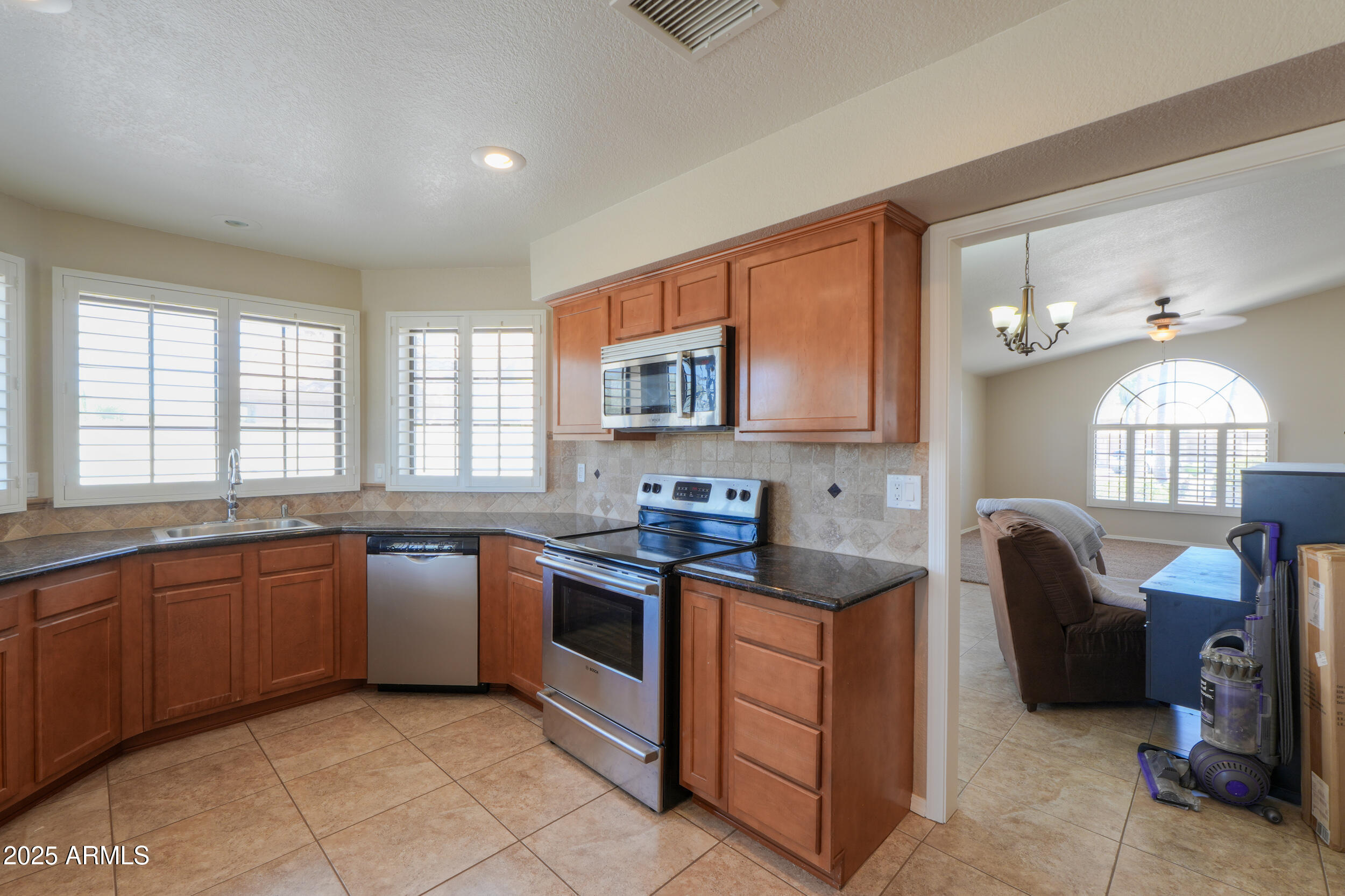 CASA GRANDE LAKES - Residential