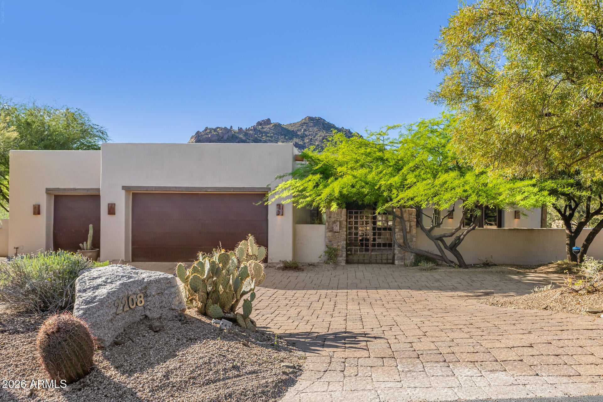 BOULDERS CAREFREE UNIT 4 PHASE 1 - Residential