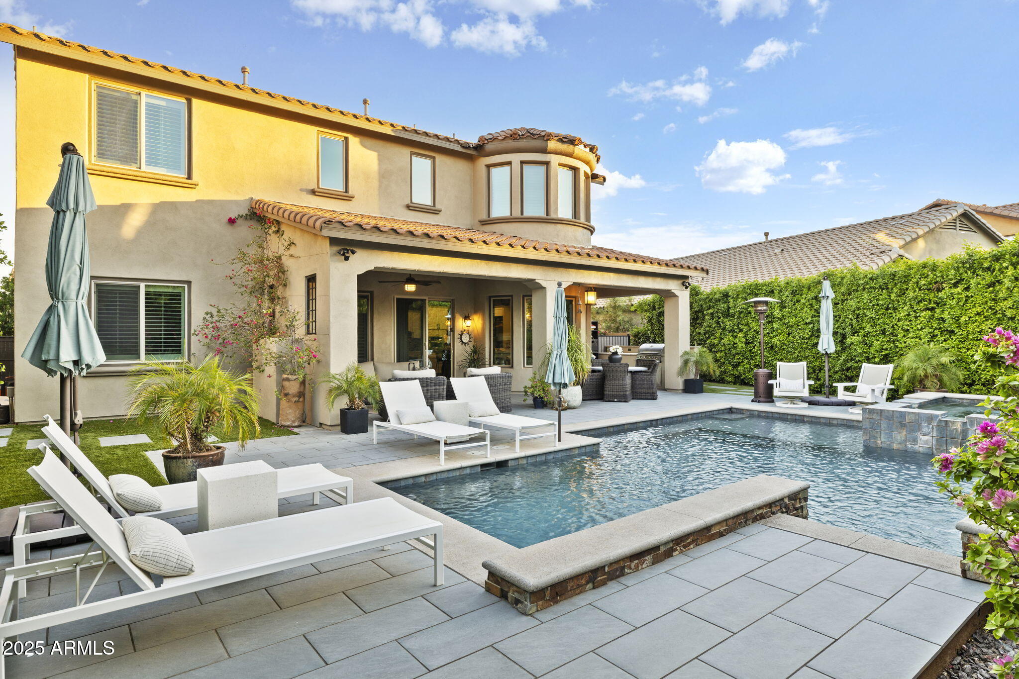 DESERT RIDGE SUPERBLOCK 11 PARCEL 3 - Residential