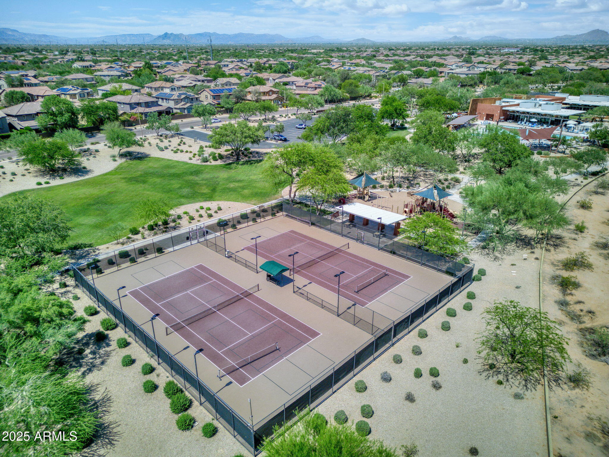 DESERT RIDGE SUPERBLOCK 11 PARCEL 3 - Residential