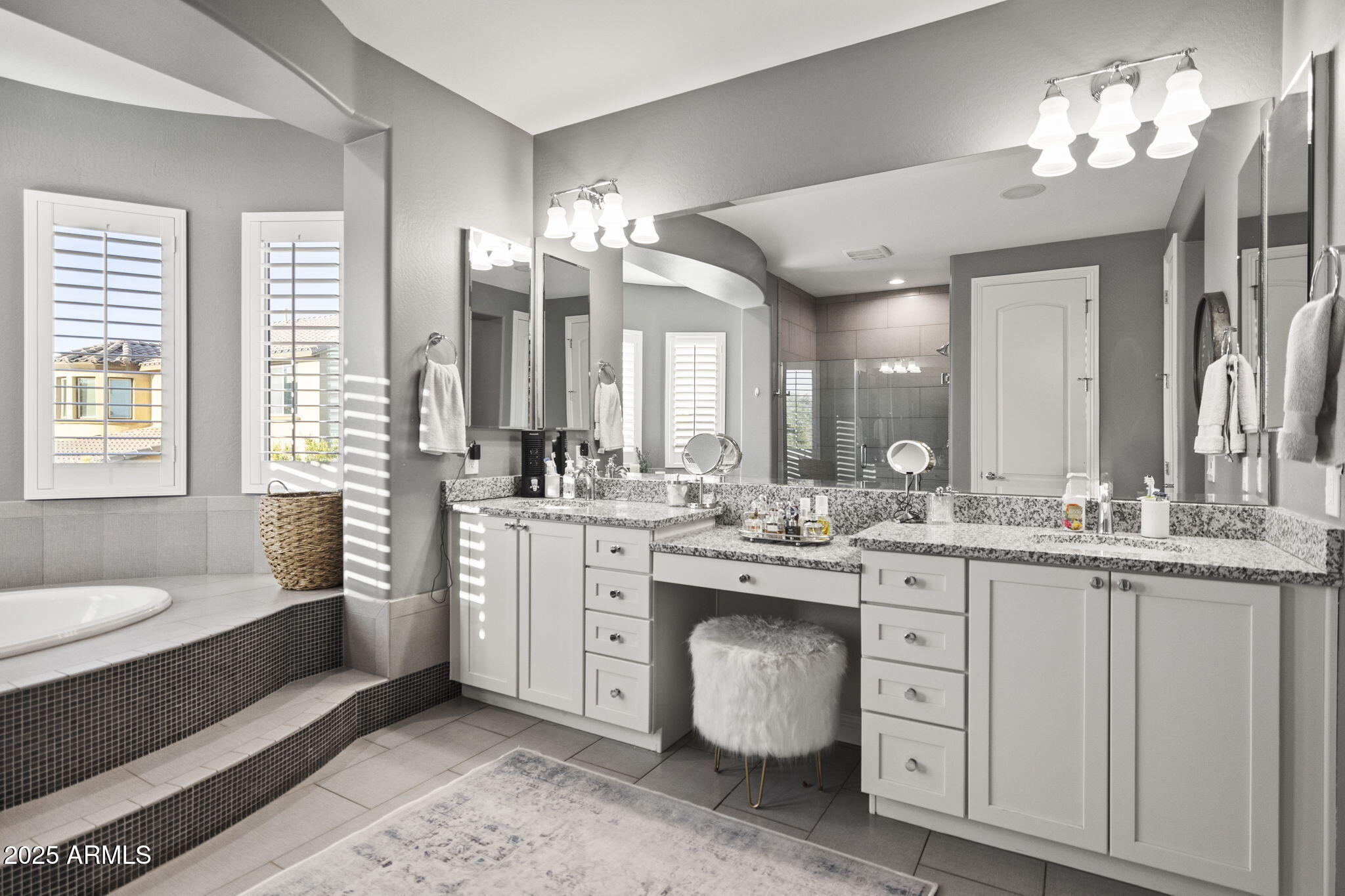 DESERT RIDGE SUPERBLOCK 11 PARCEL 3 - Residential
