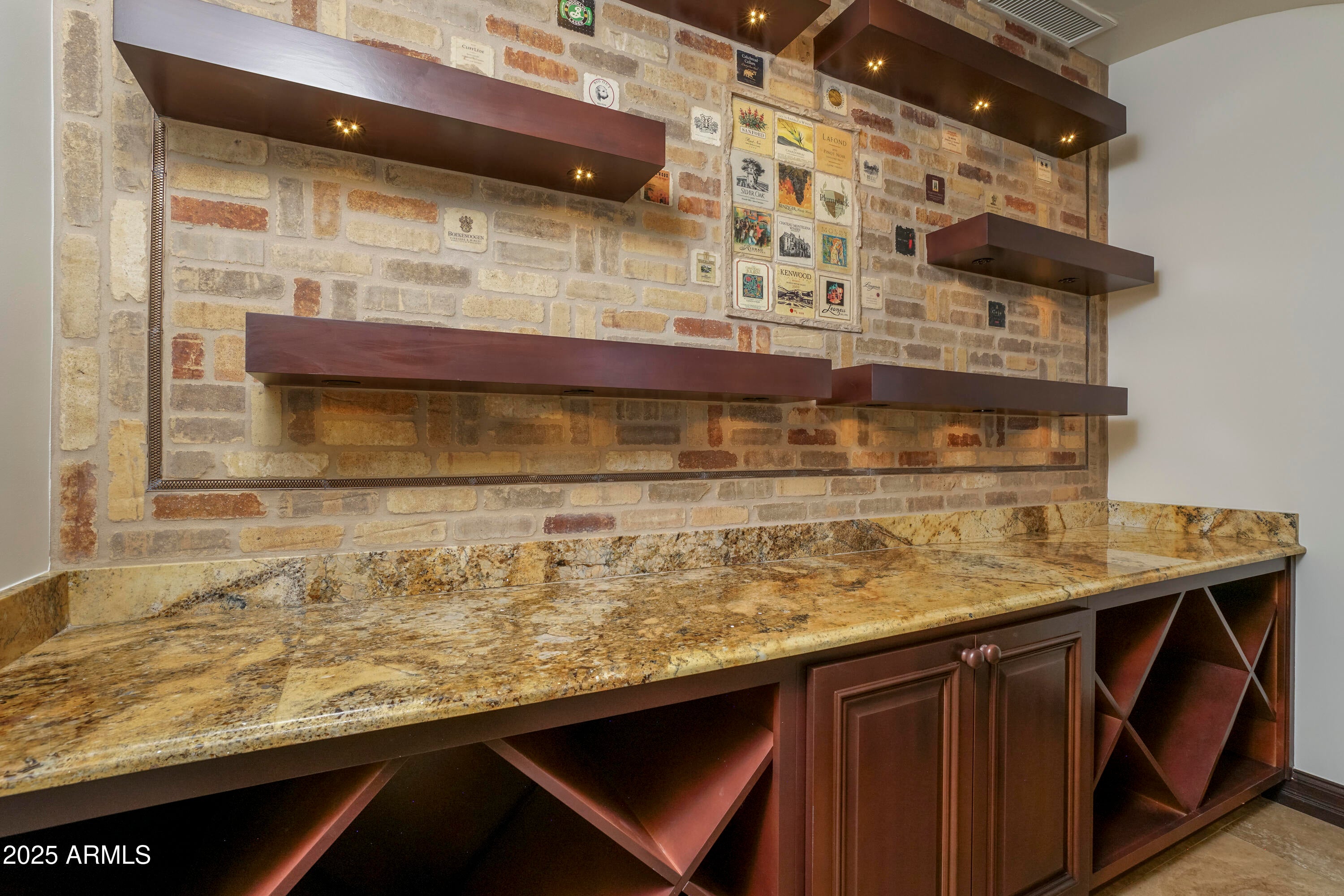 PANAROMA ESTATES - Residential