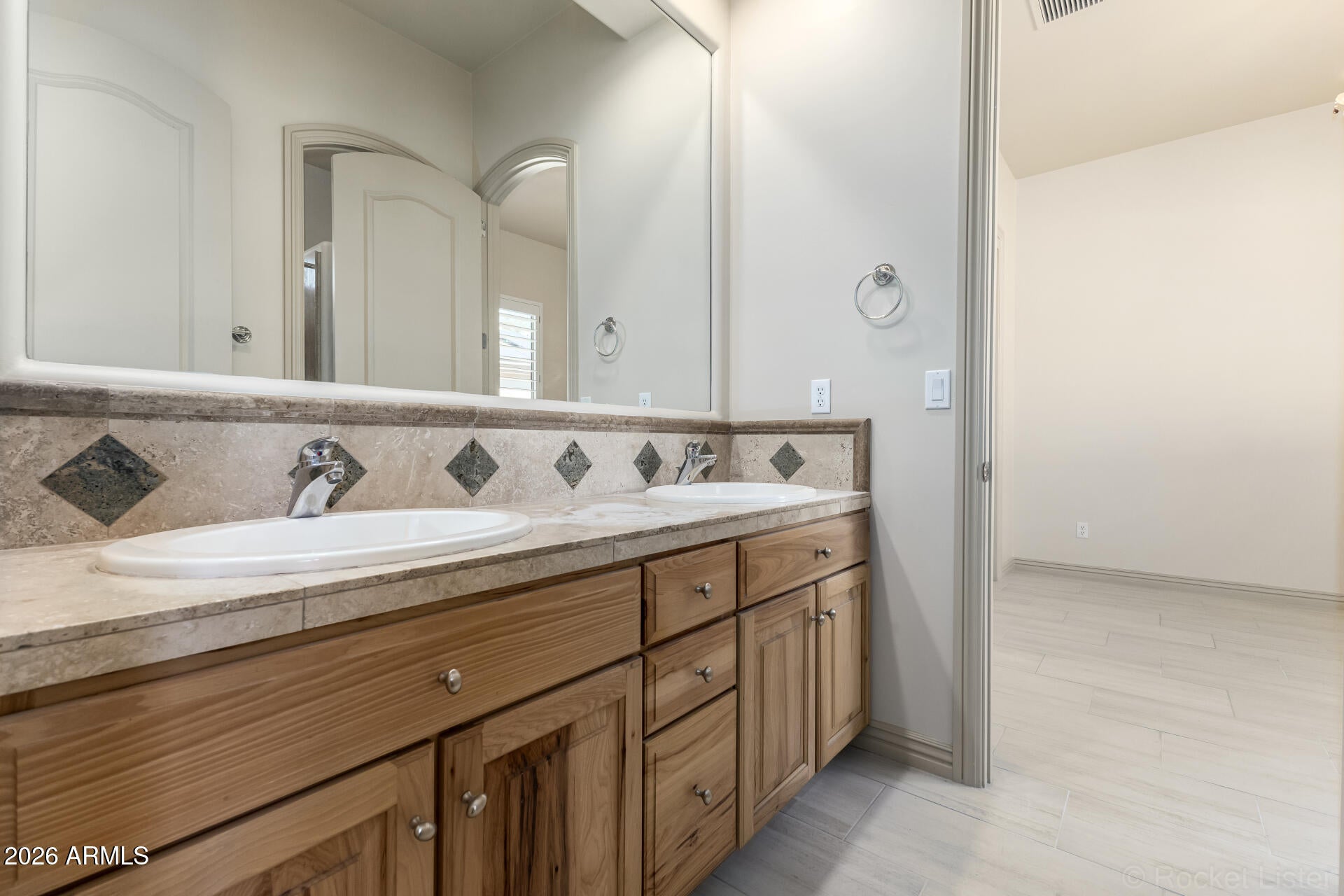 PALM VALLEY PHASE 2 PARCEL 6 - Residential