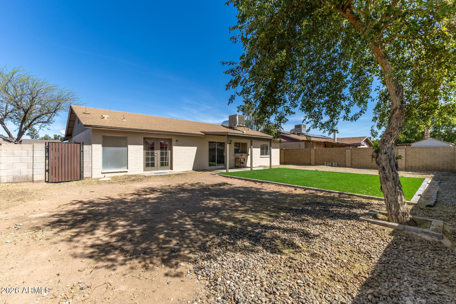 SARATOGA SQUARE - Residential