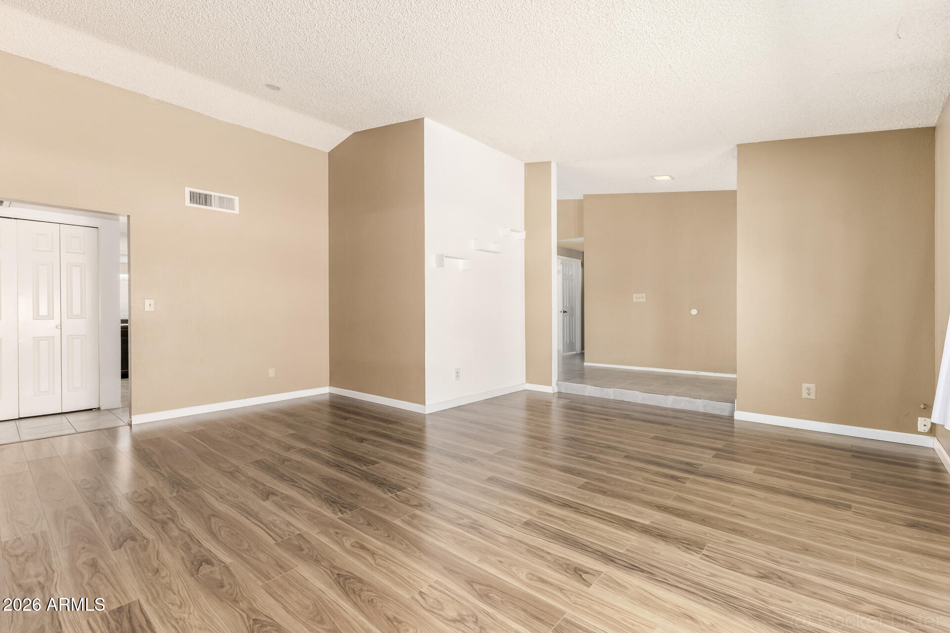 SARATOGA SQUARE - Residential