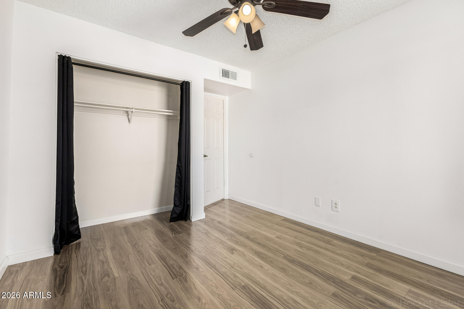 SARATOGA SQUARE - Residential