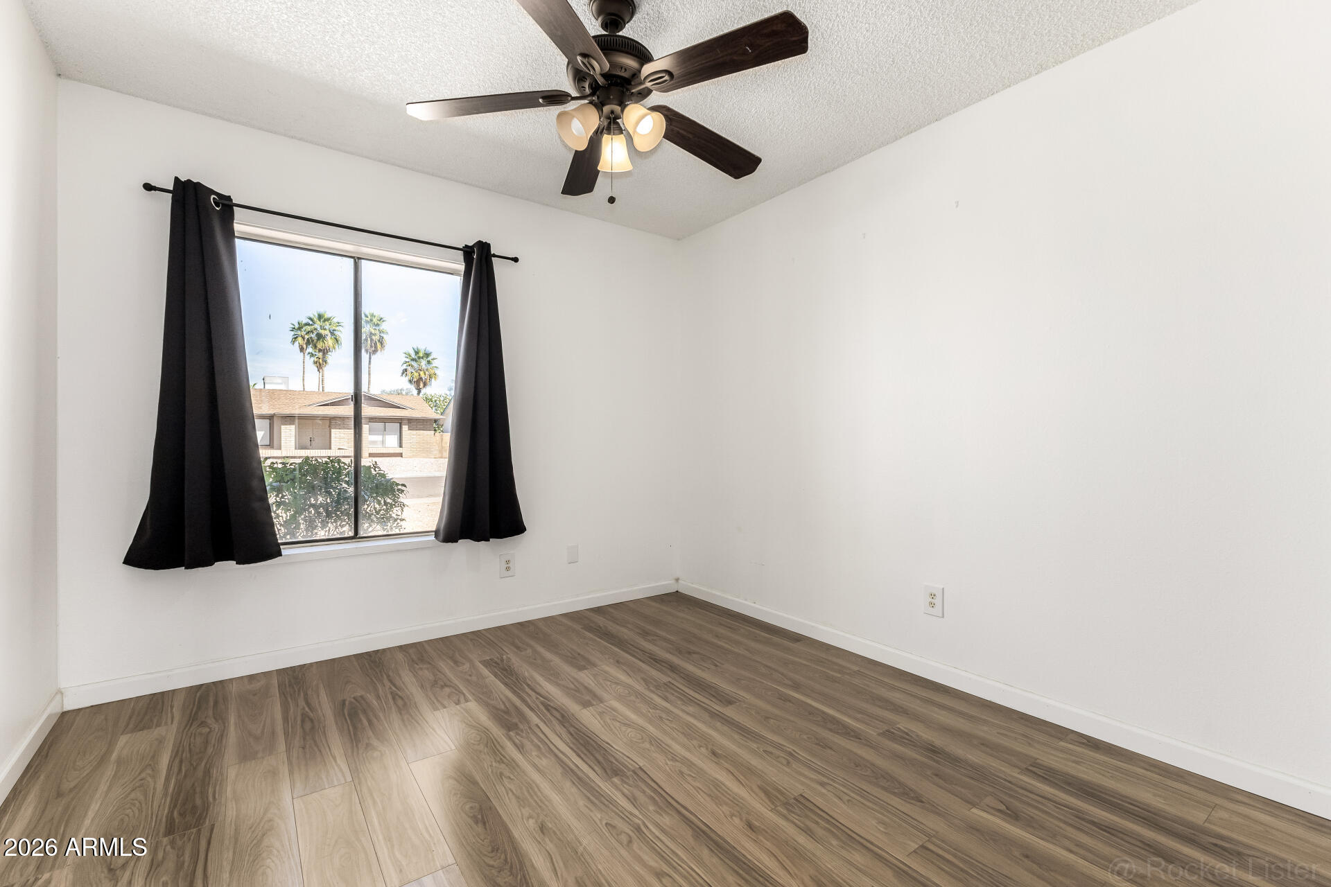 SARATOGA SQUARE - Residential