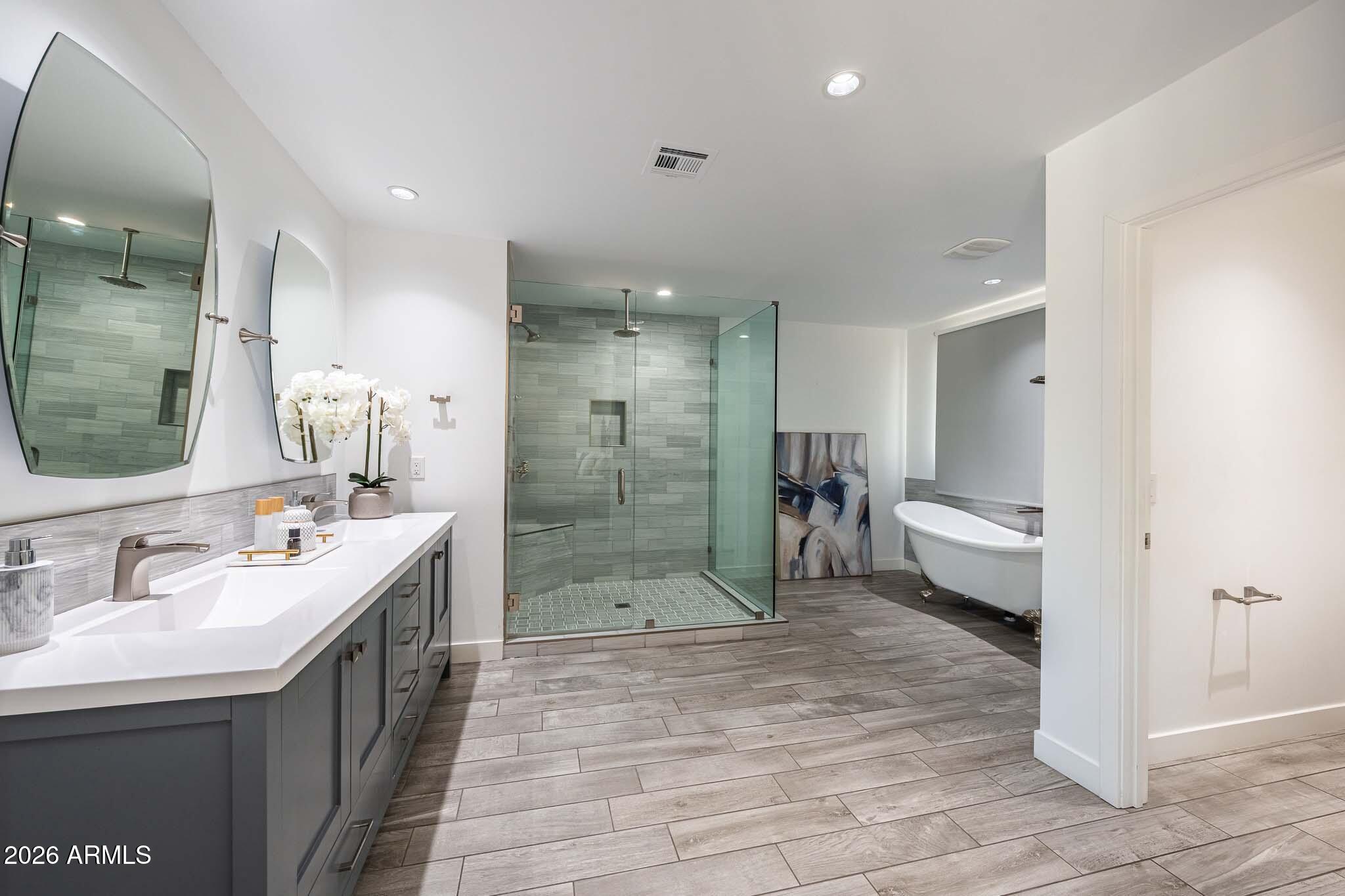 HERITAGE HILLS UNIT 2 - Residential