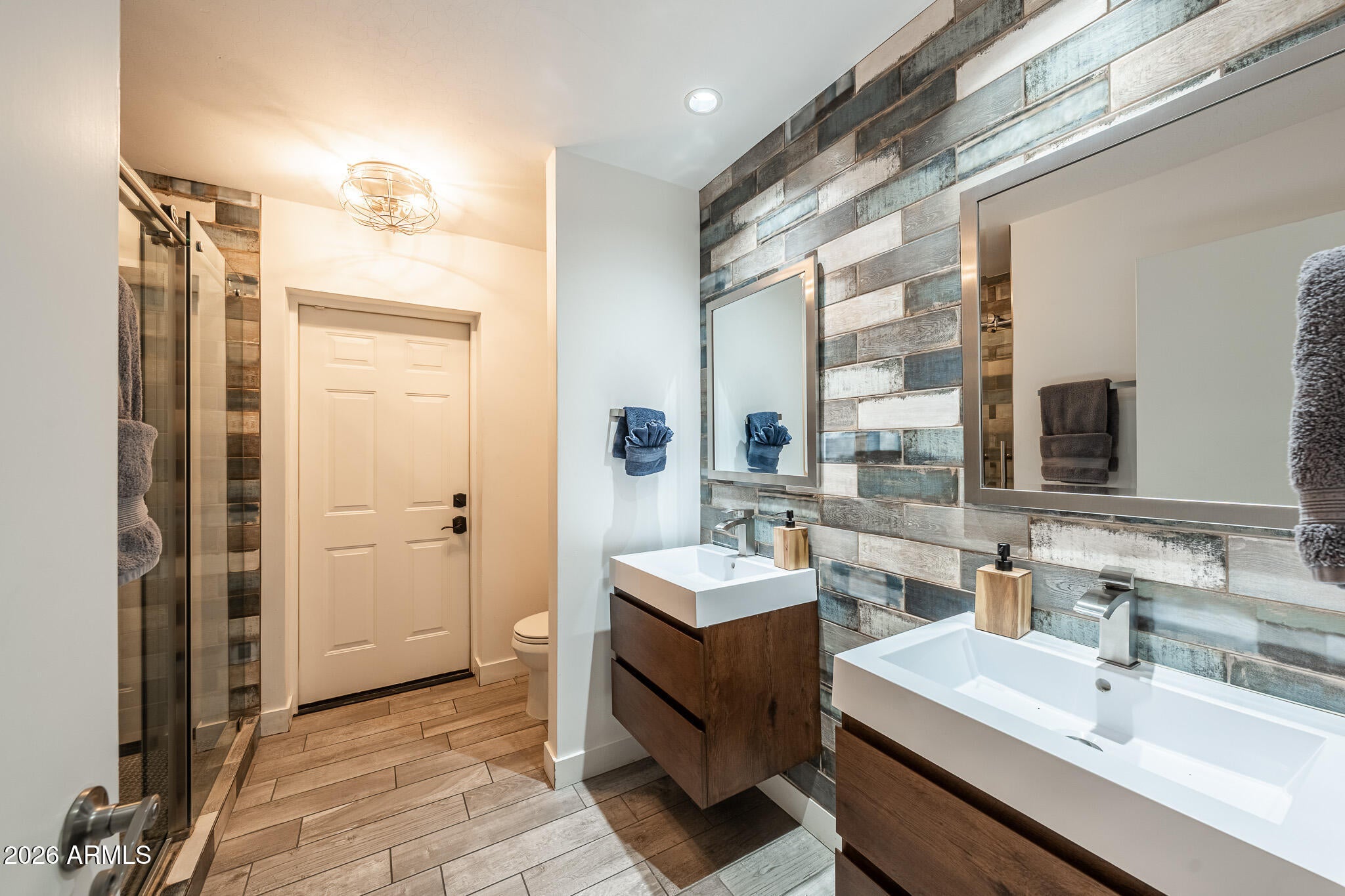 HERITAGE HILLS UNIT 2 - Residential