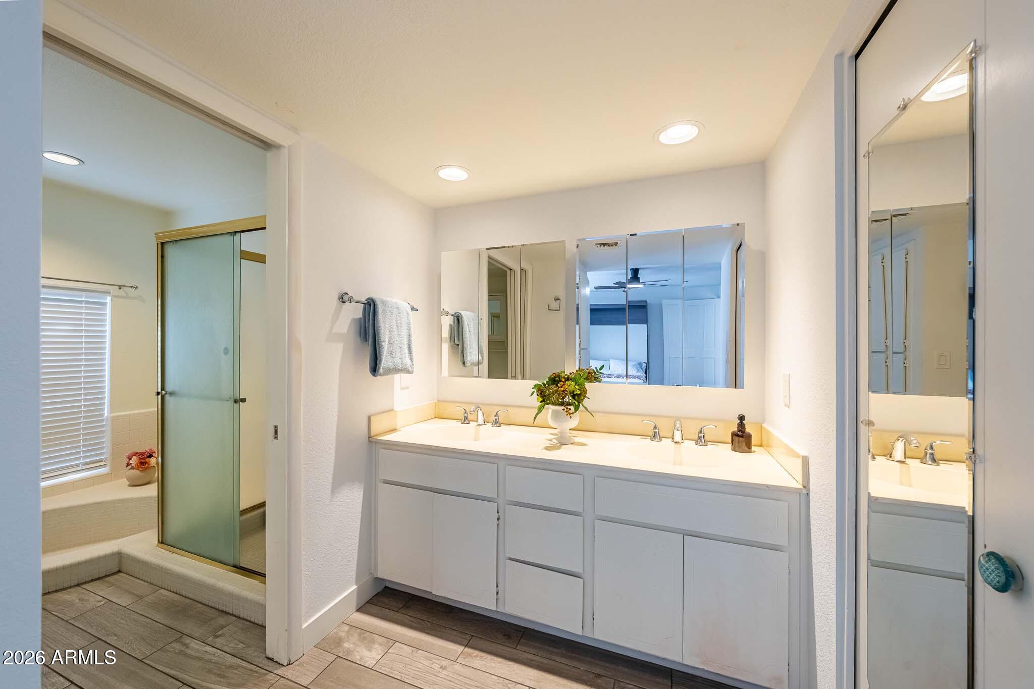 HERITAGE HILLS UNIT 2 - Residential