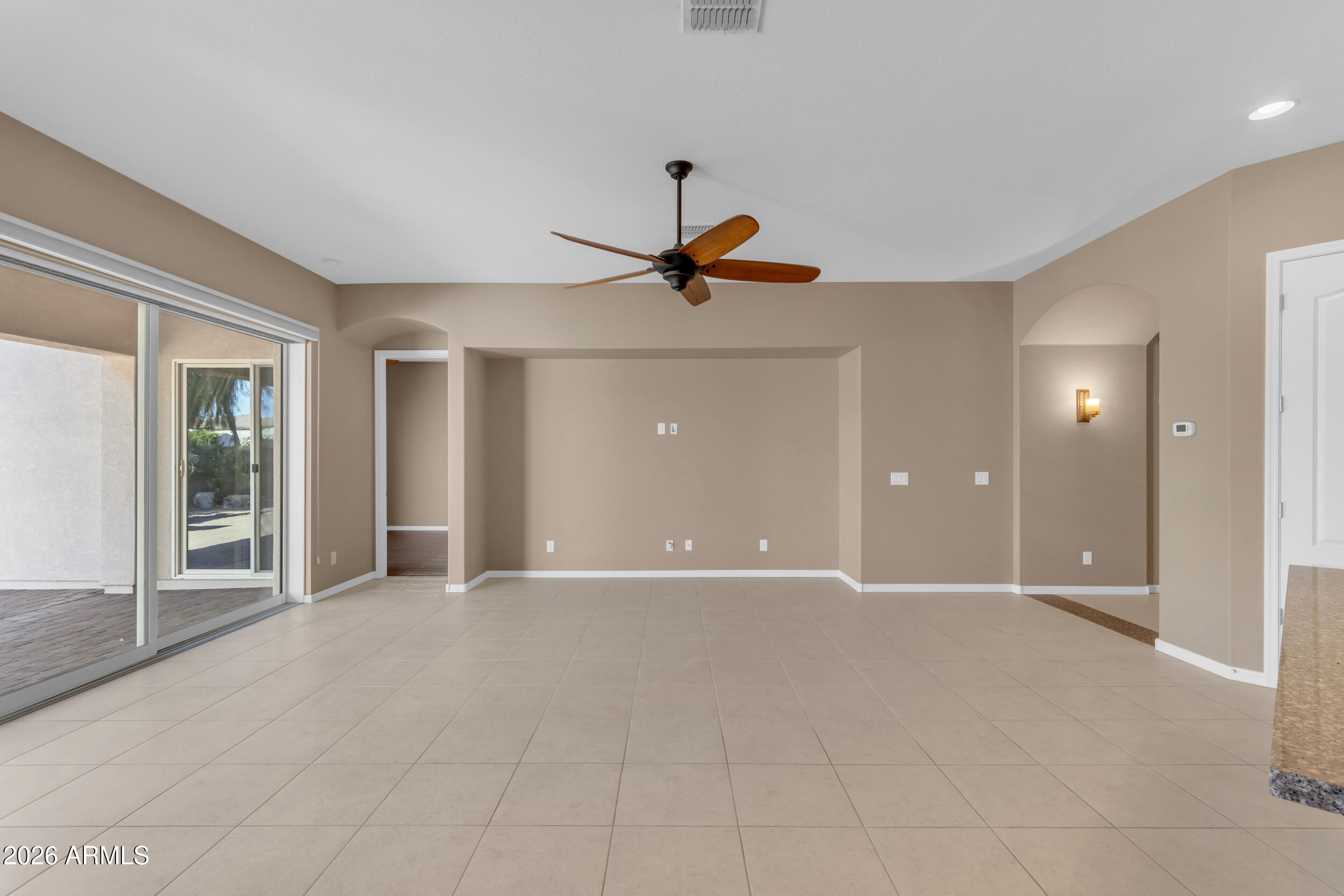 LA SENTIERO - Residential