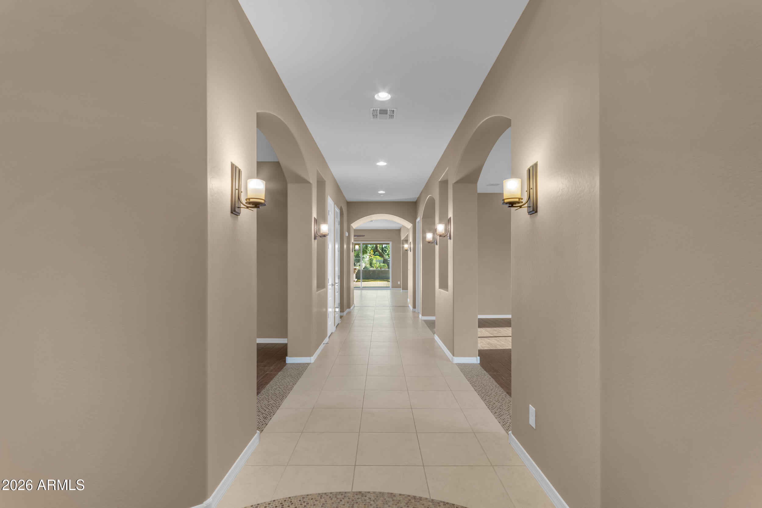 LA SENTIERO - Residential