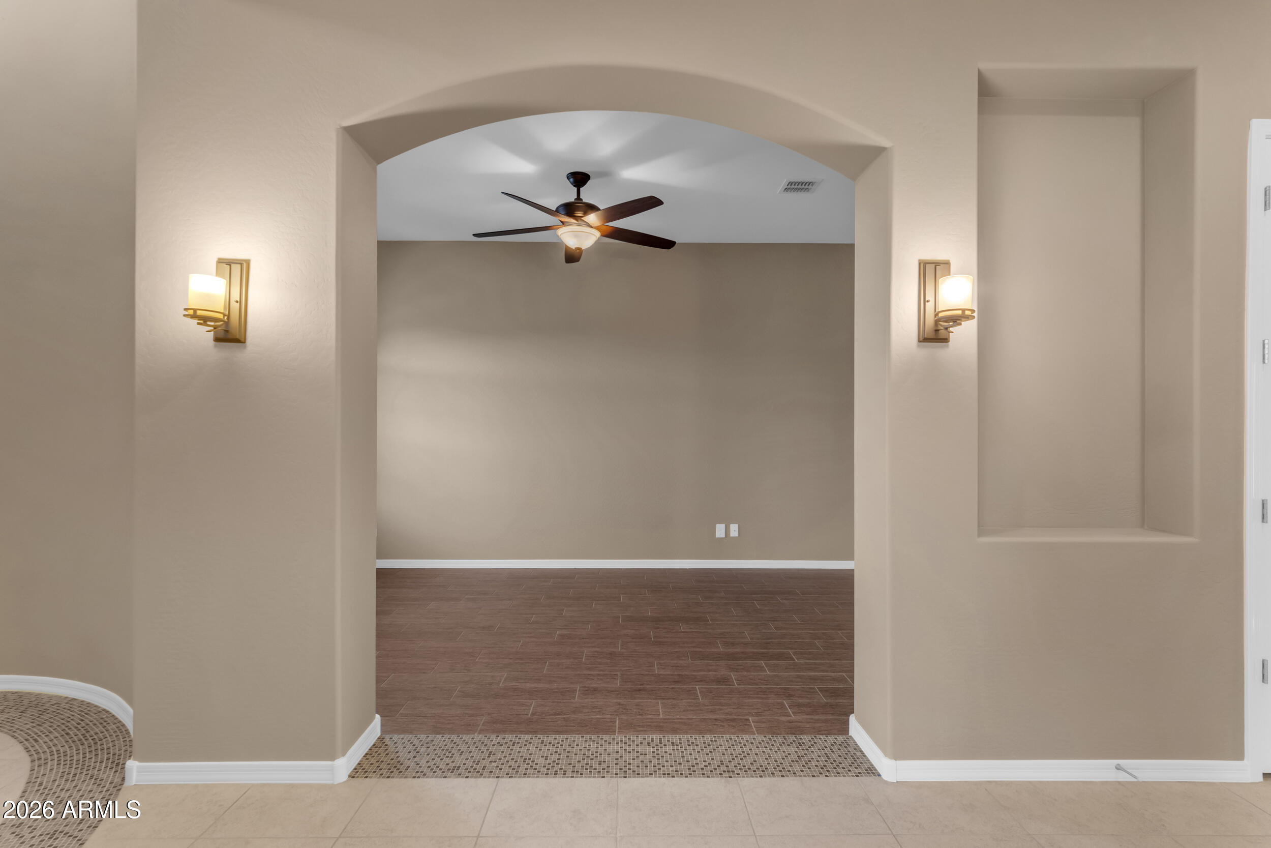 LA SENTIERO - Residential