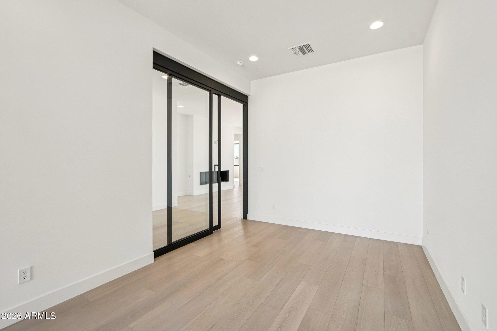 MAGNOLIA - Residential