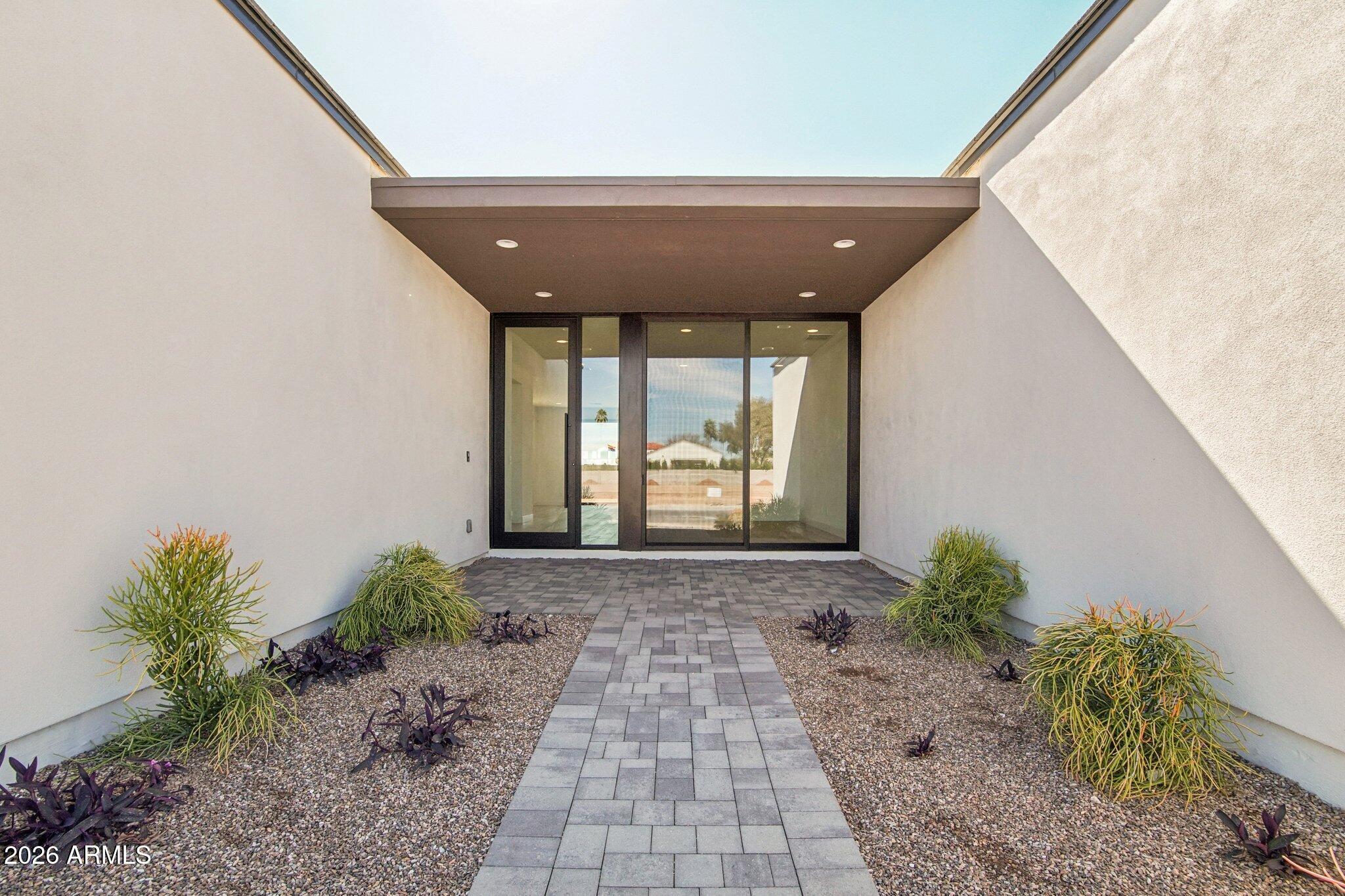 MAGNOLIA - Residential