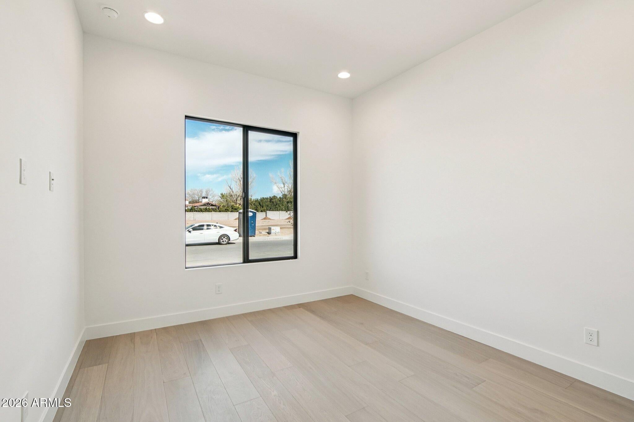 MAGNOLIA - Residential