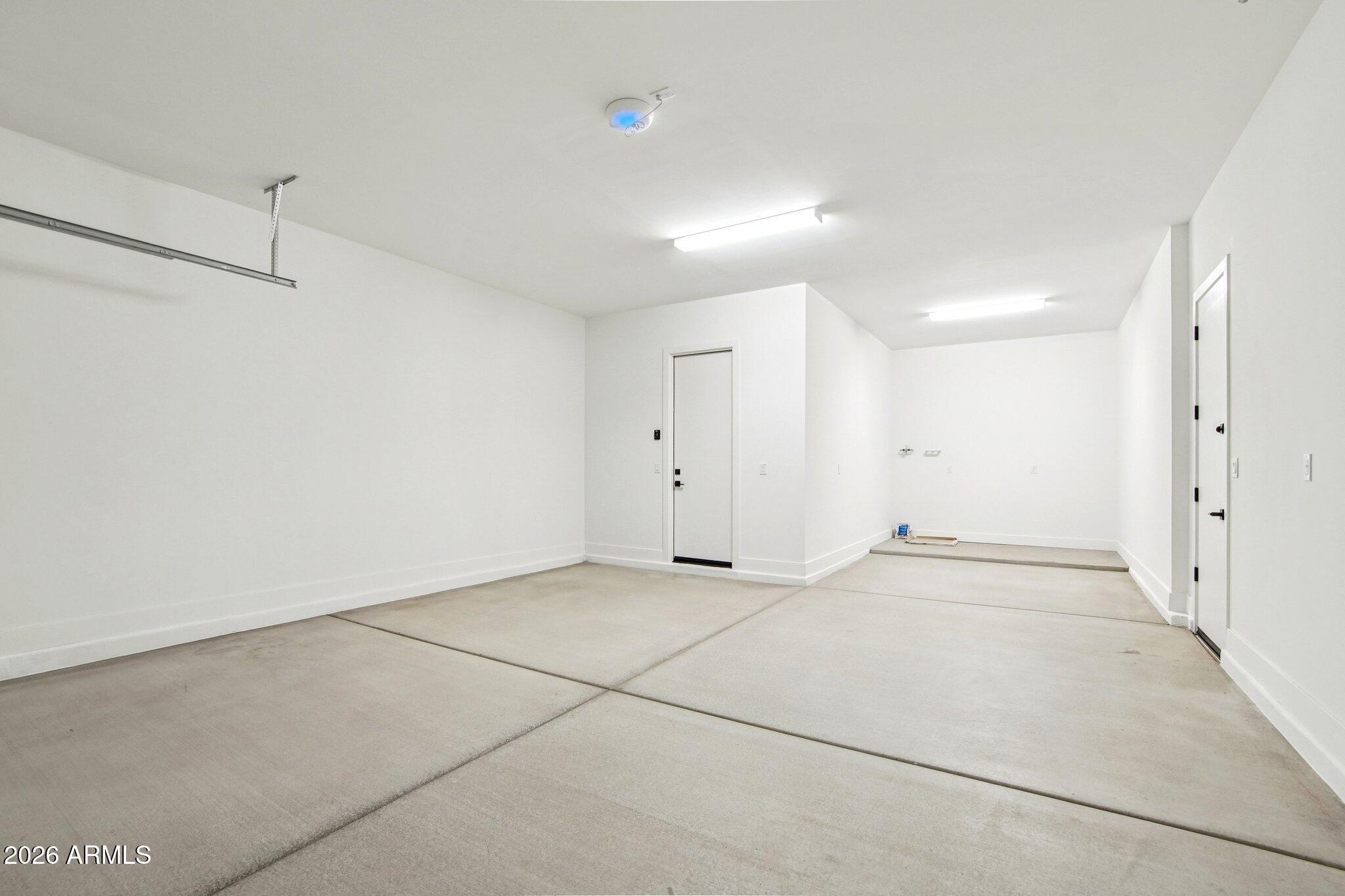 MAGNOLIA - Residential