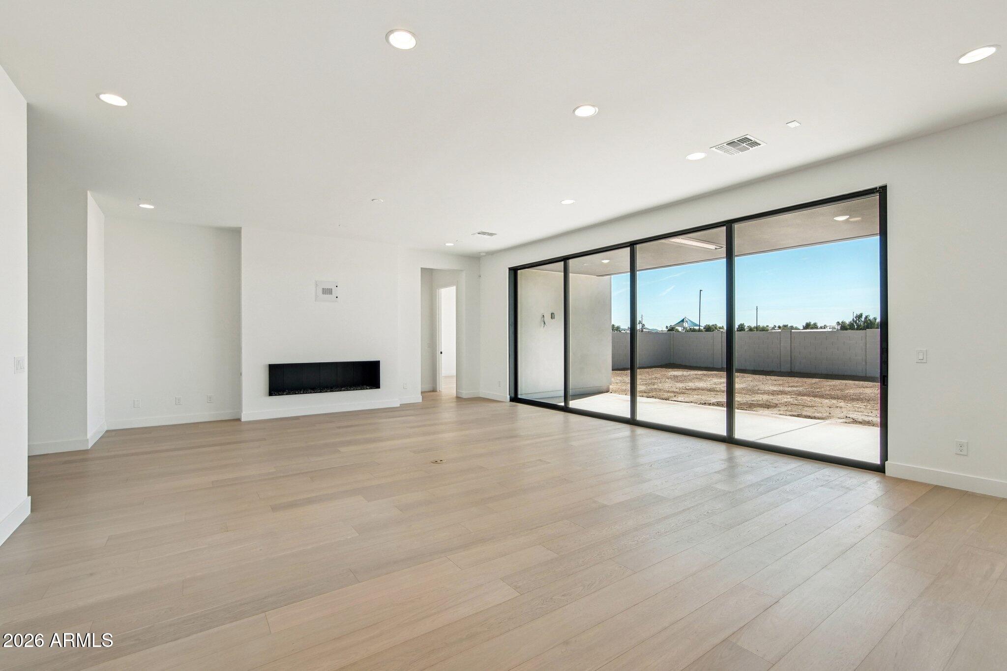 MAGNOLIA - Residential