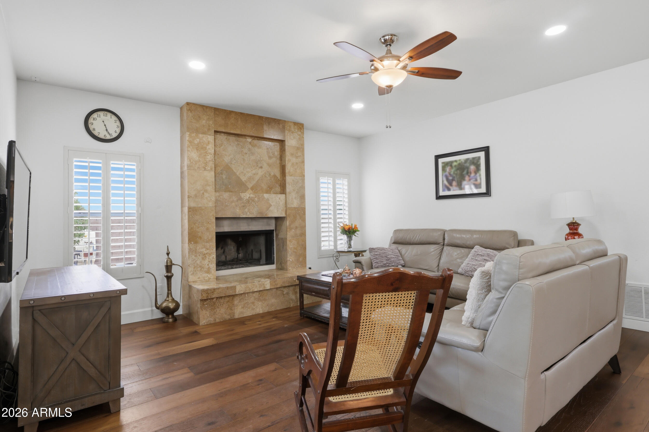 TATUM SQUARE - Residential